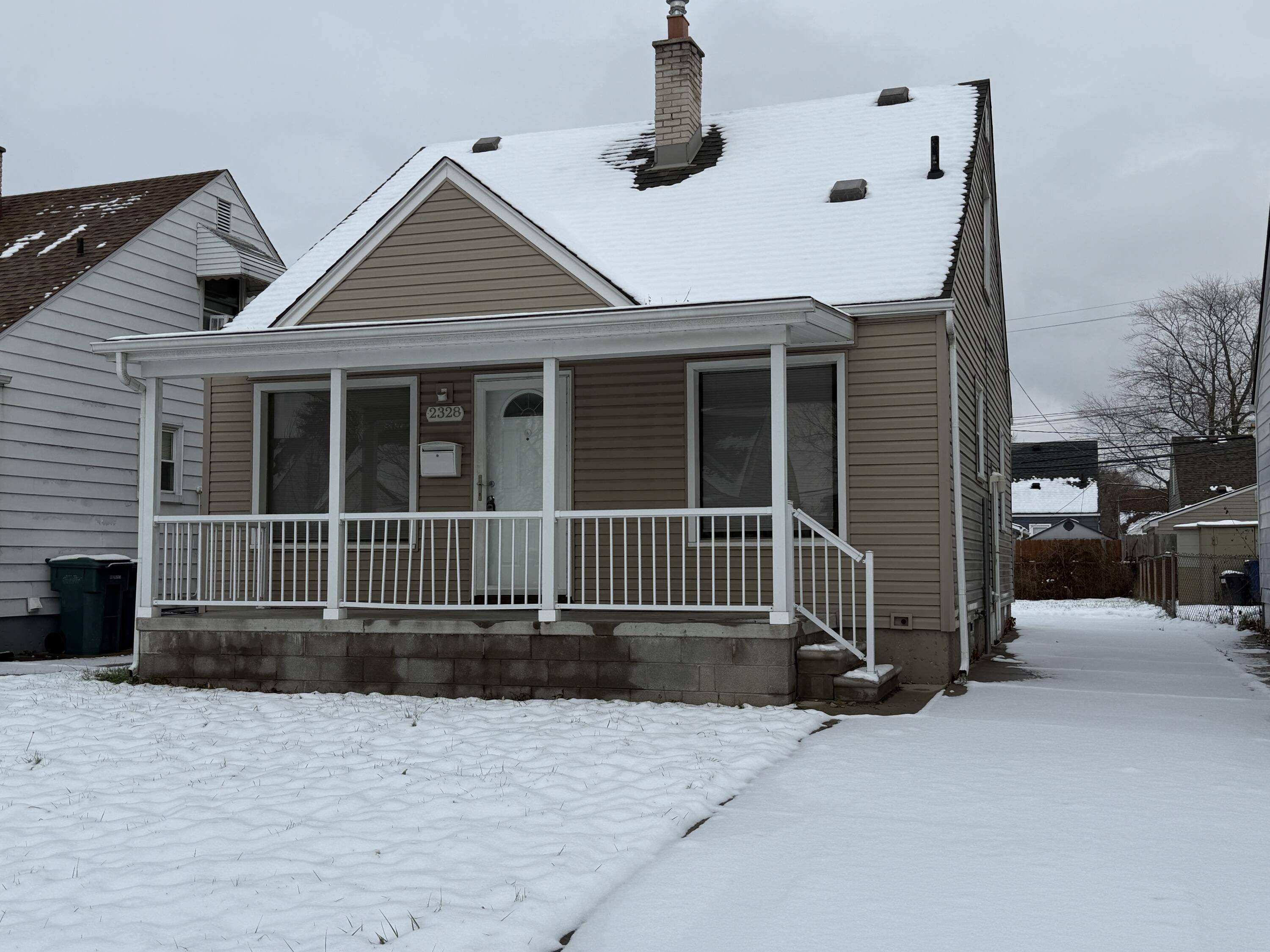 Lincoln Park, MI 48146,2328 Detroit AVE