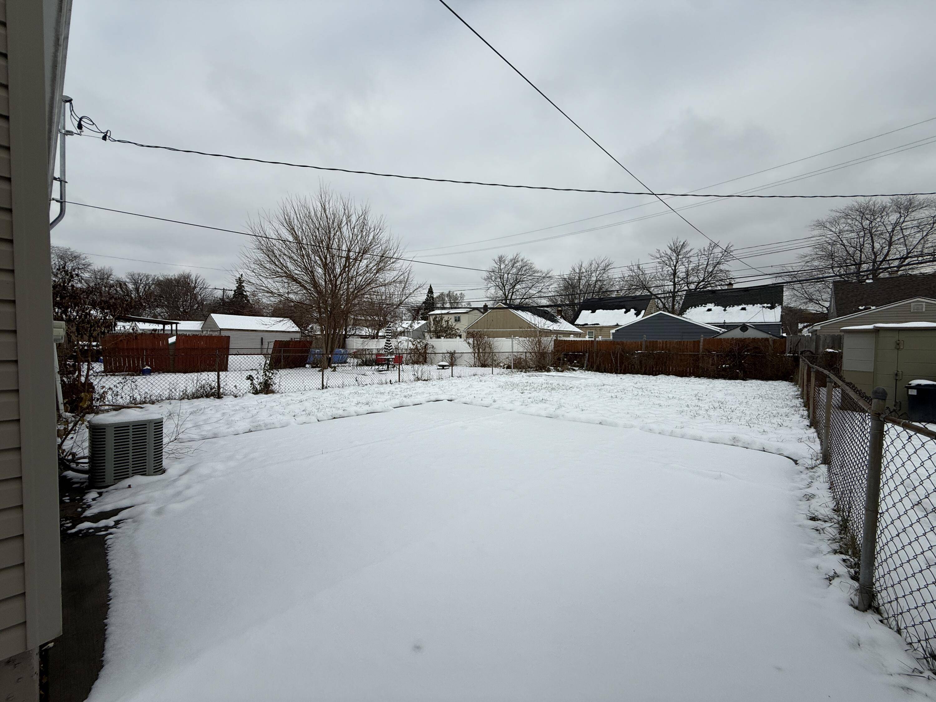 Lincoln Park, MI 48146,2328 Detroit AVE