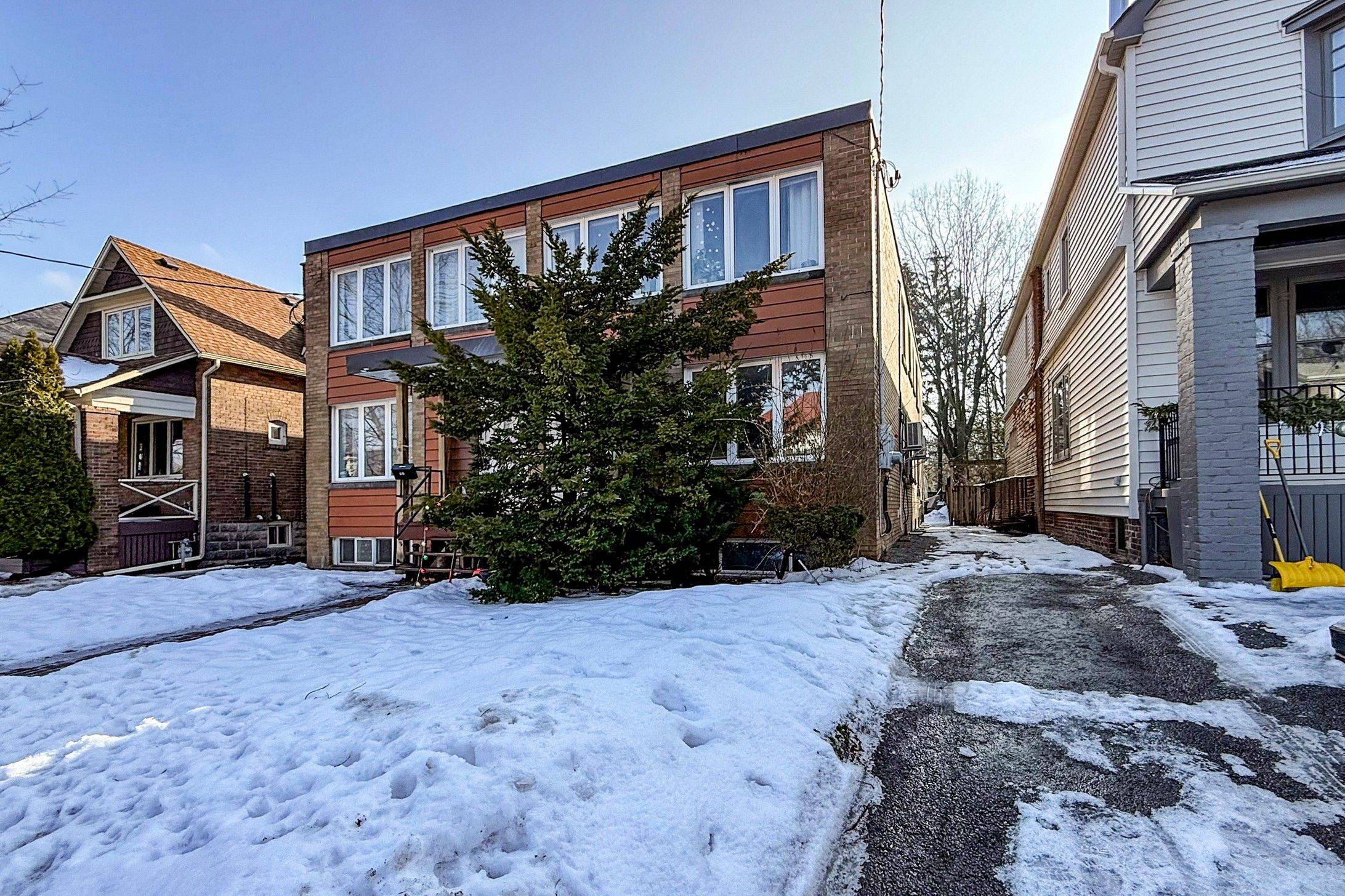 Toronto C10, ON M4S 1B4,619 Merton ST #Unit 1