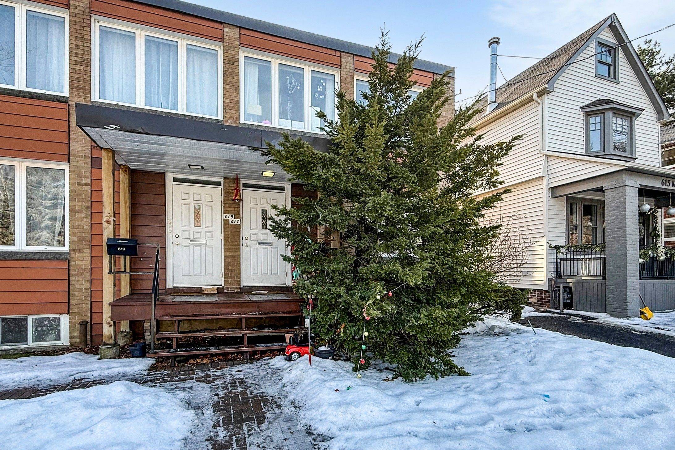 Toronto C10, ON M4S 1B4,619 Merton ST #Unit 1