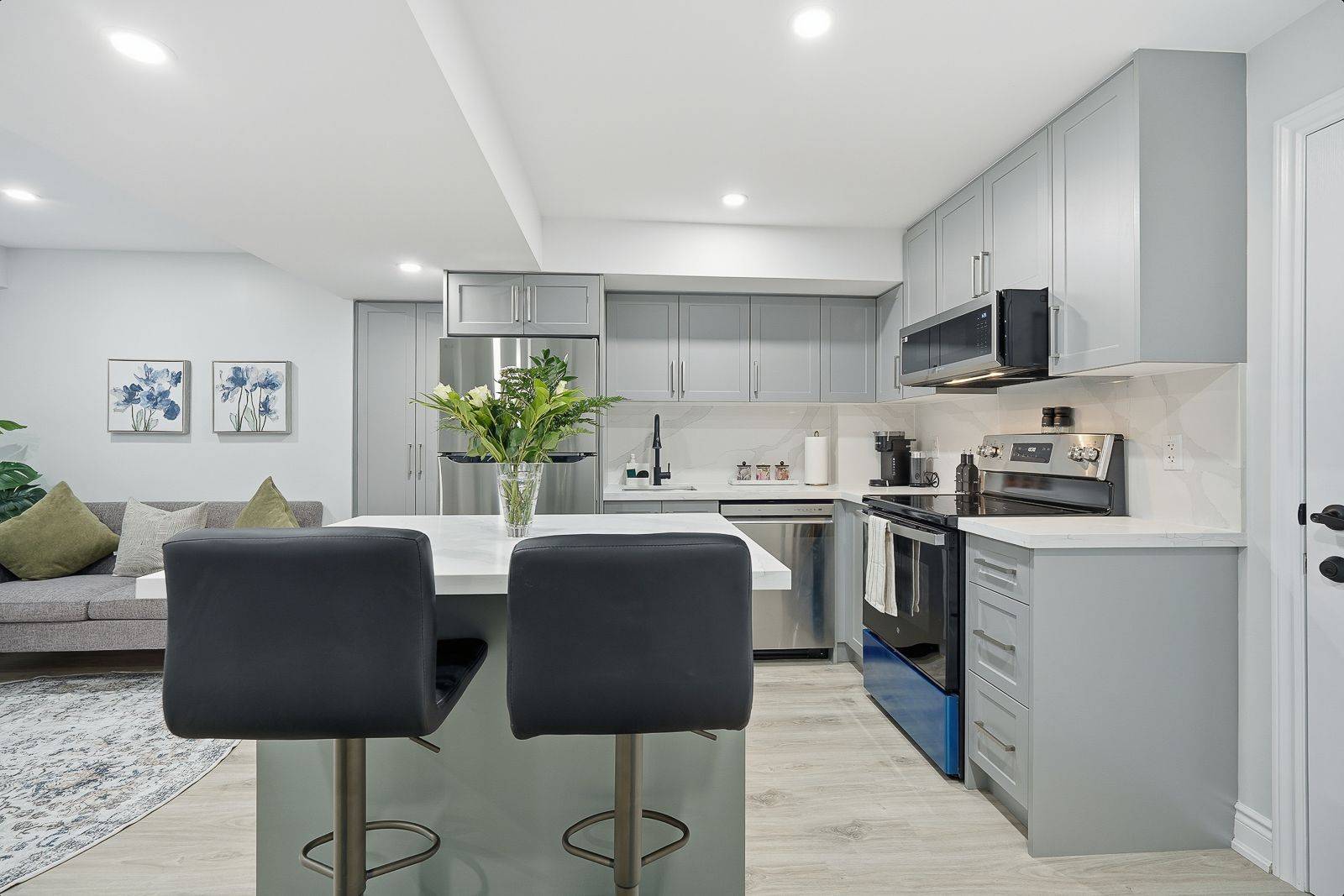 Ajax, ON L1T 0H6,10 Selby DR #BSMT