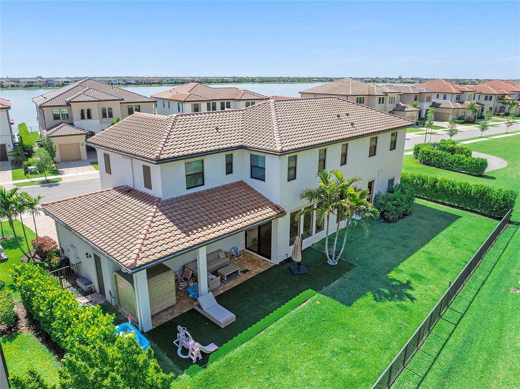 Parkland, FL 33076,9015 W Parkland Bay Trl