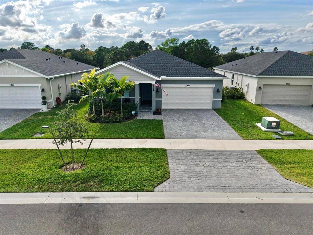 Port St Lucie, FL 34986,8993 Dahlia Cir