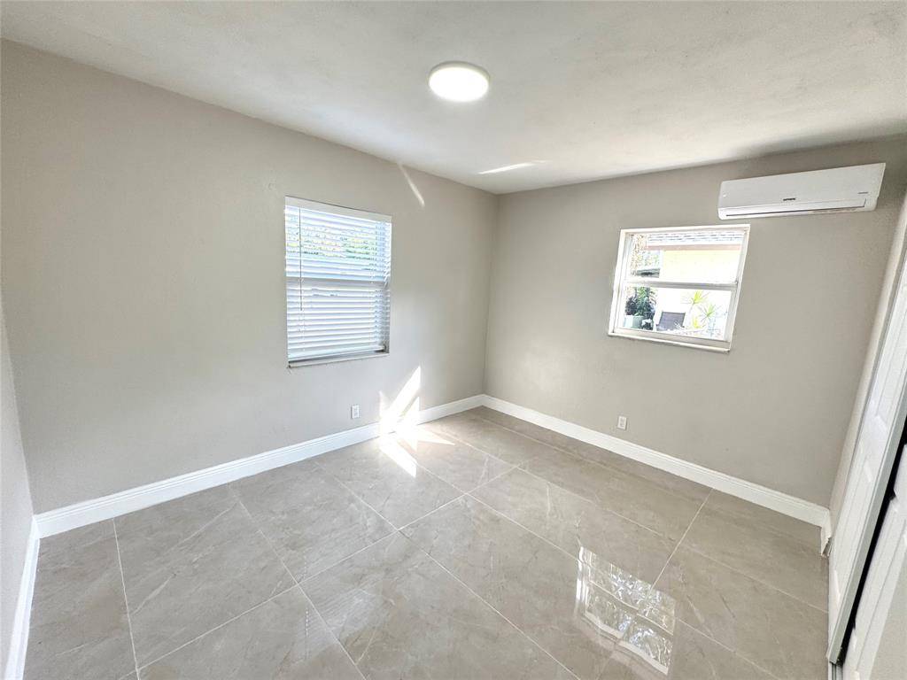 Pompano Beach, FL 33069,2638 NW 10th St