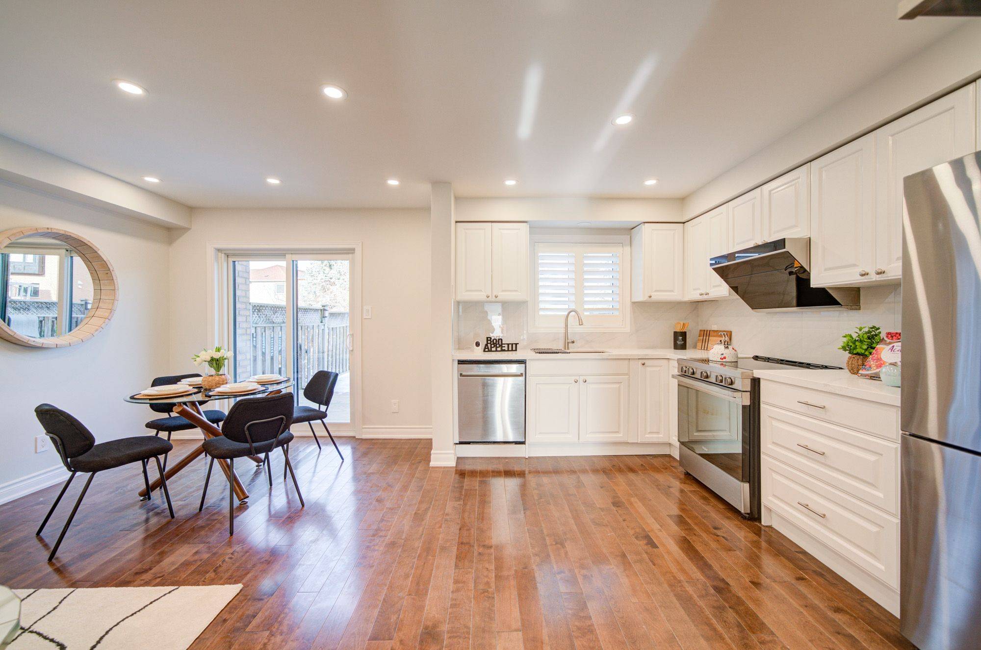 Vaughan, ON L4J 8S5,20 Maple Sugar LN