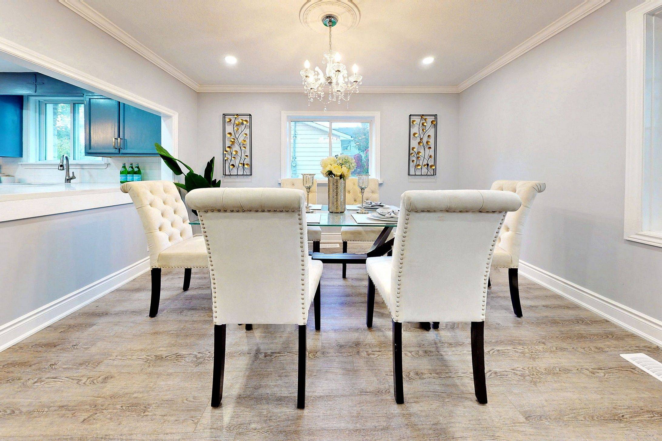 Richmond Hill, ON L4E 3C6,180 Olde Bayview AVE