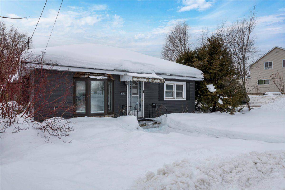 Orillia, ON L3V 4C6,369 East ST