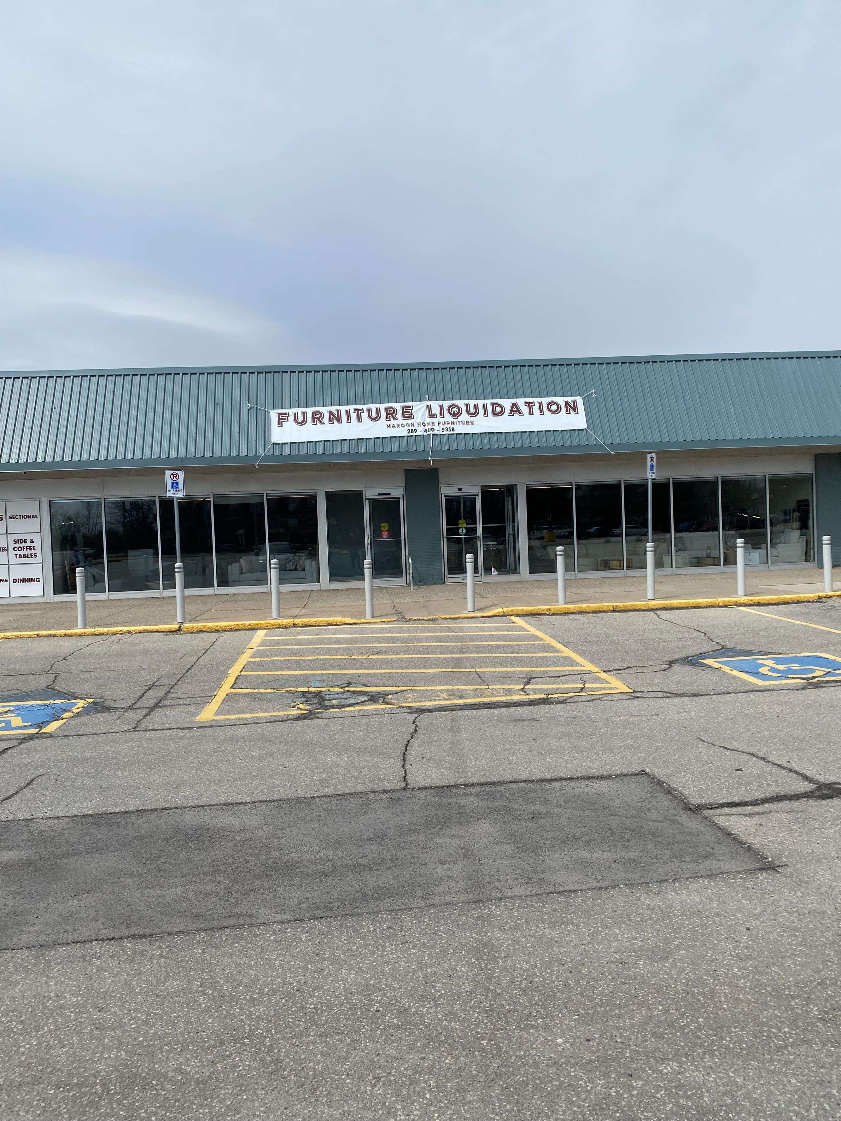 Burlington, ON L7L 1C8,5381 Lakeshore RD #4-5