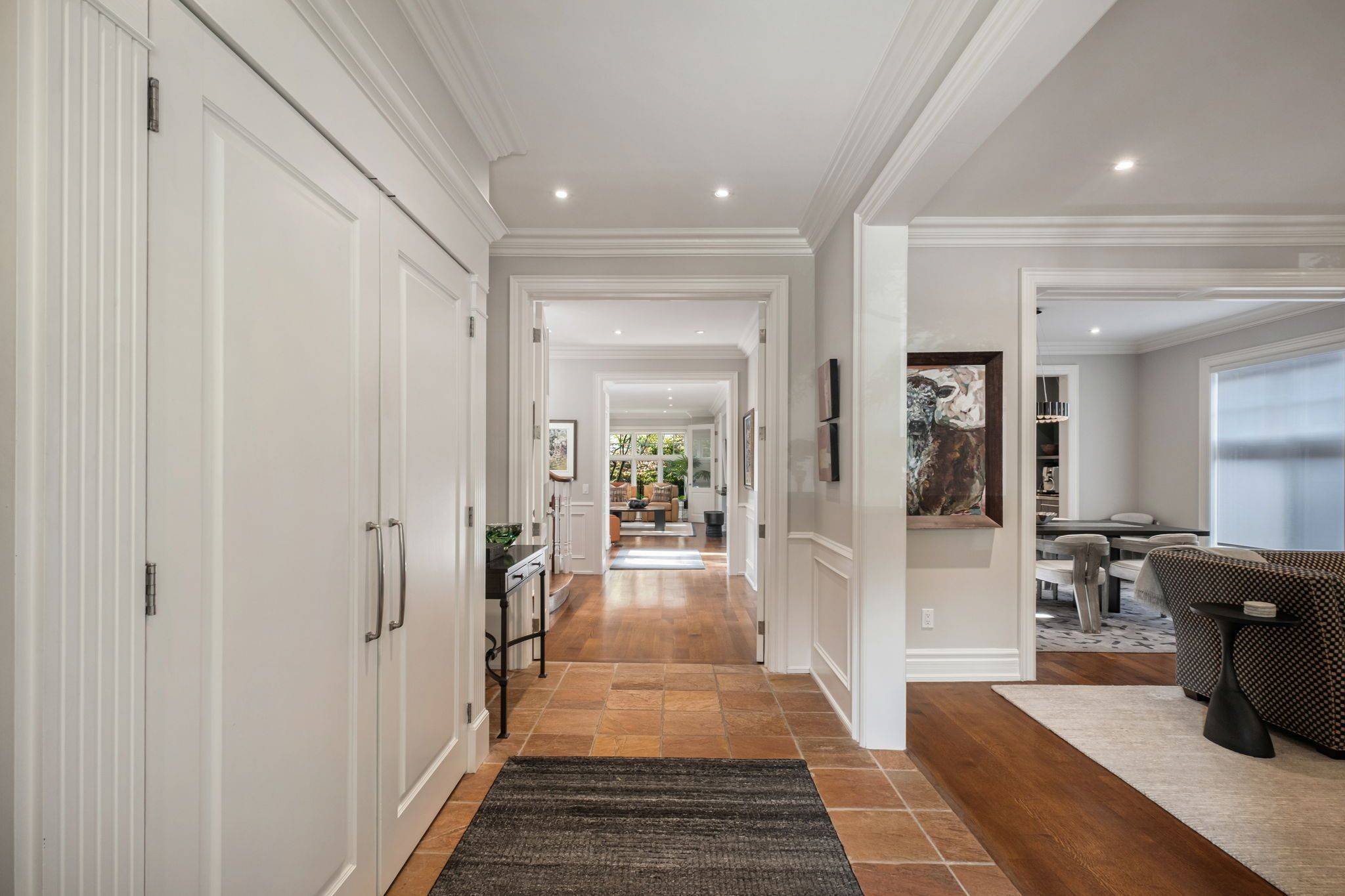 Toronto W08, ON M8X 2R6,80 Kingsway CRES