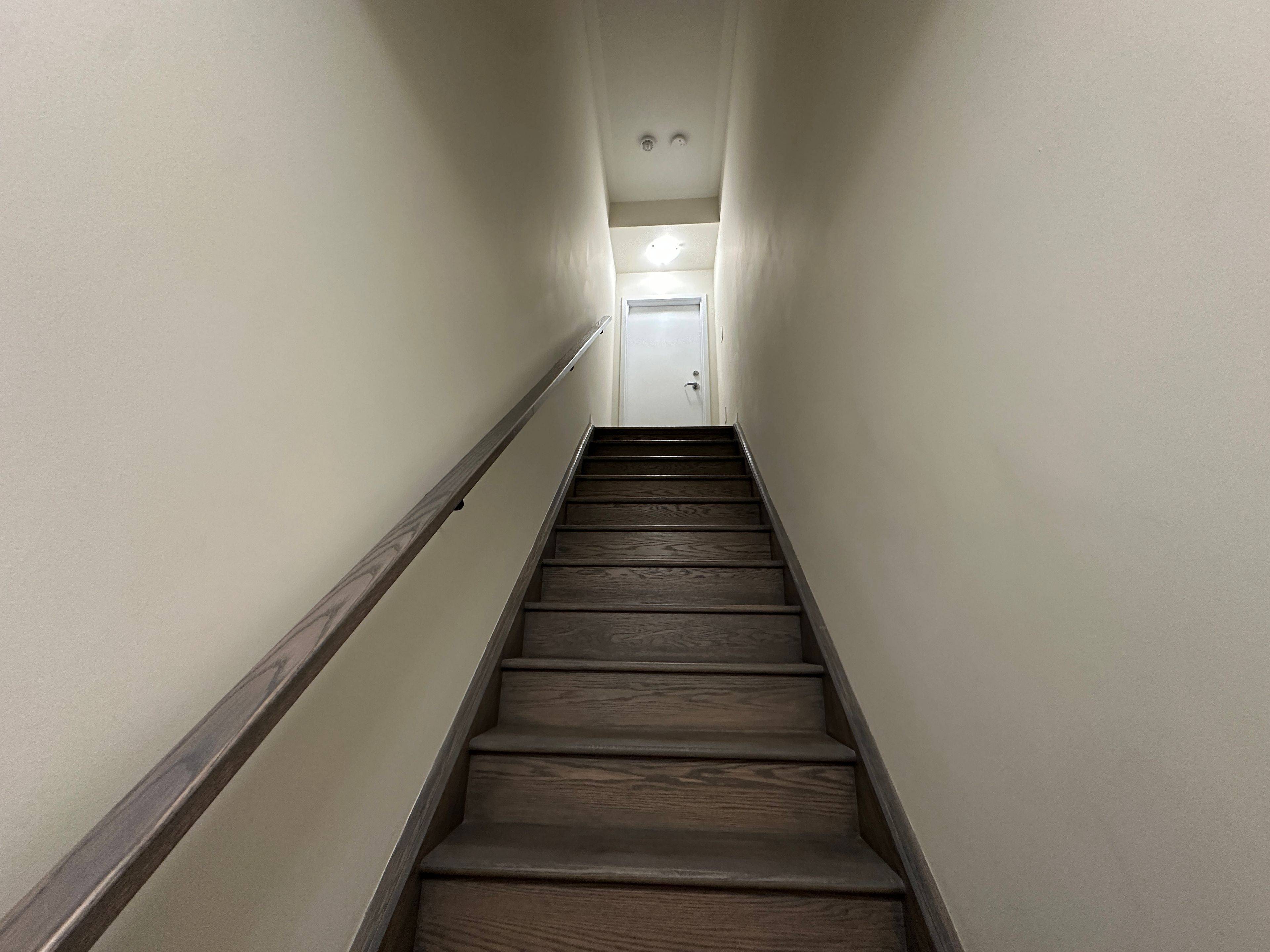 Milton, ON L9E 1N4,1589 Rose WAY #104