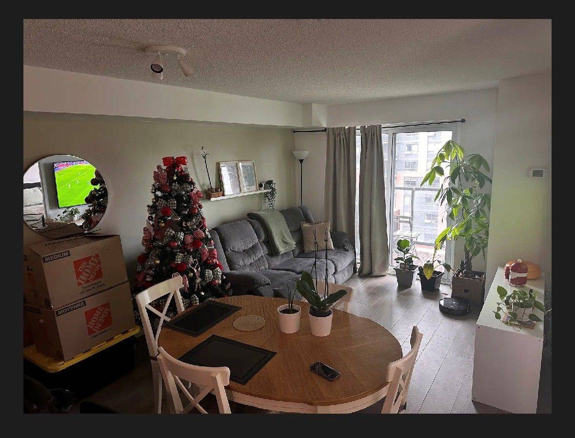 Toronto W02, ON M6H 2B1,1410 Dupont ST #707