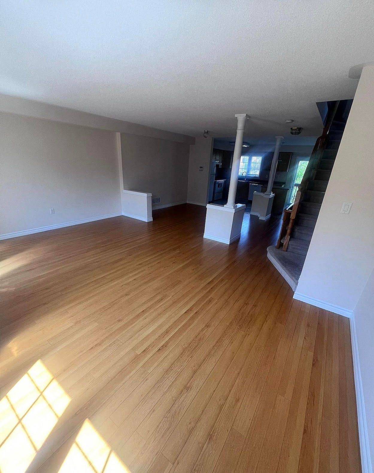 Toronto W10, ON M9W 0A5,27 Frost King LN