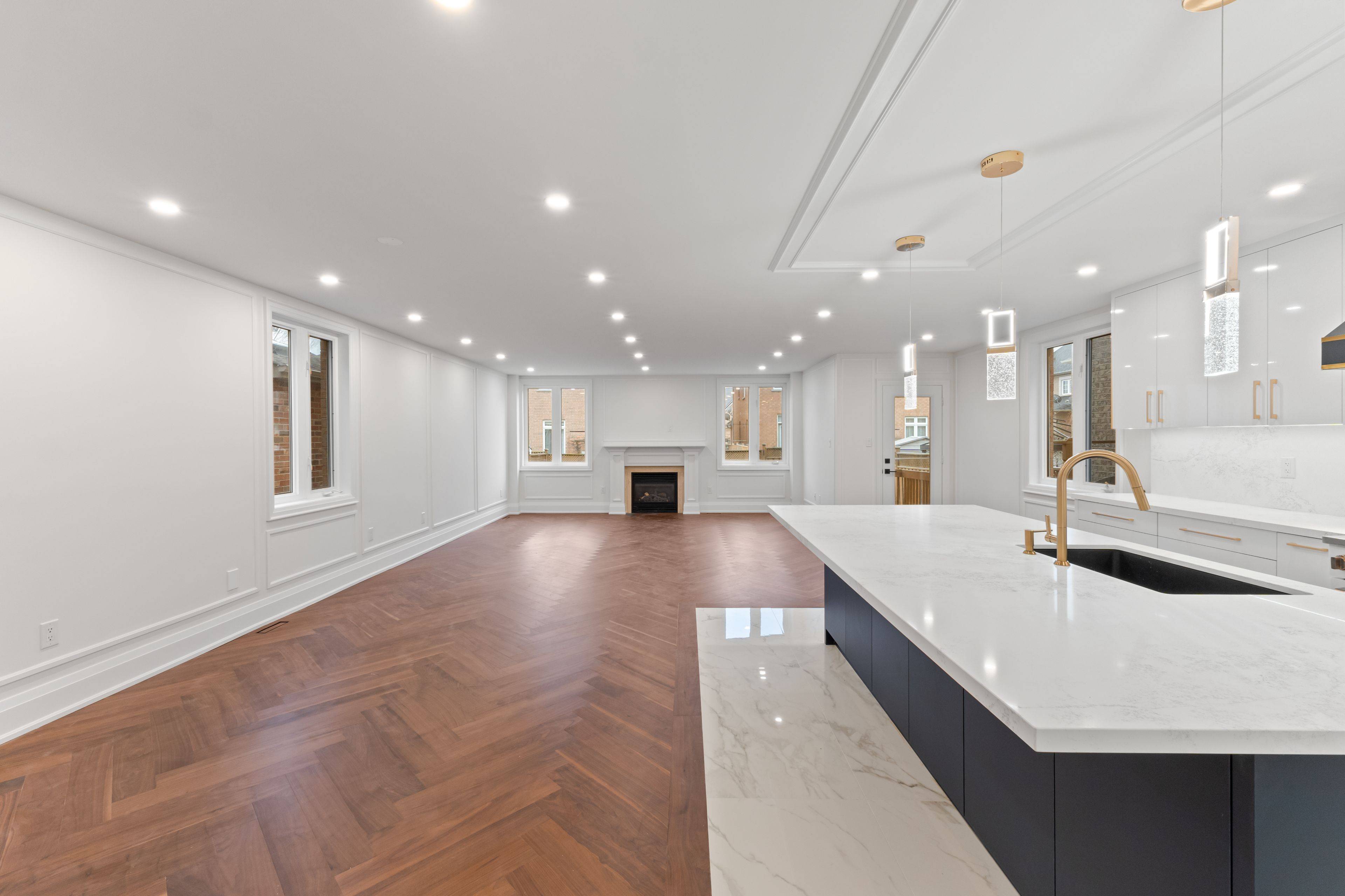 Mississauga, ON L5M 8B6,5180 Littlebend DR