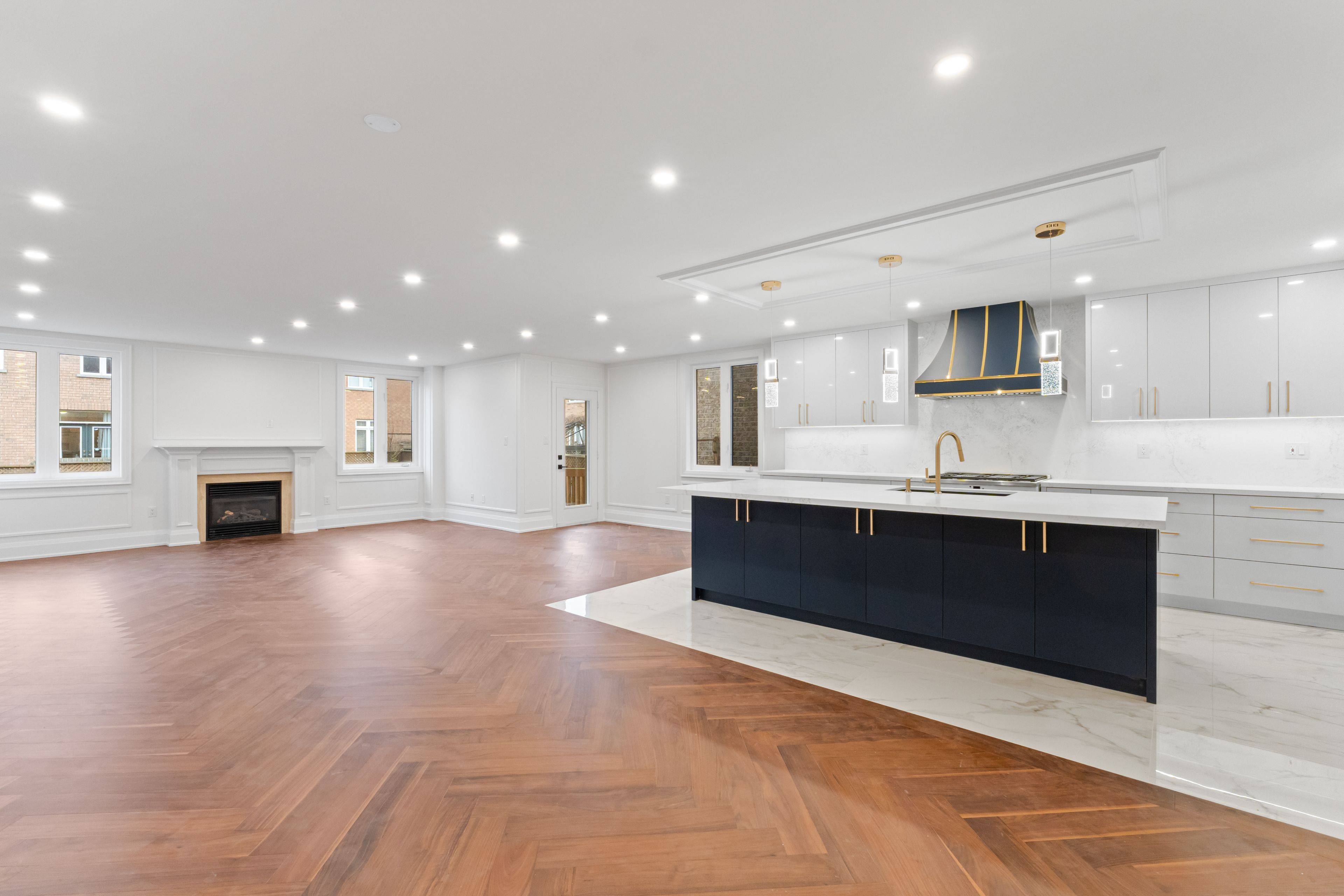 Mississauga, ON L5M 8B6,5180 Littlebend DR