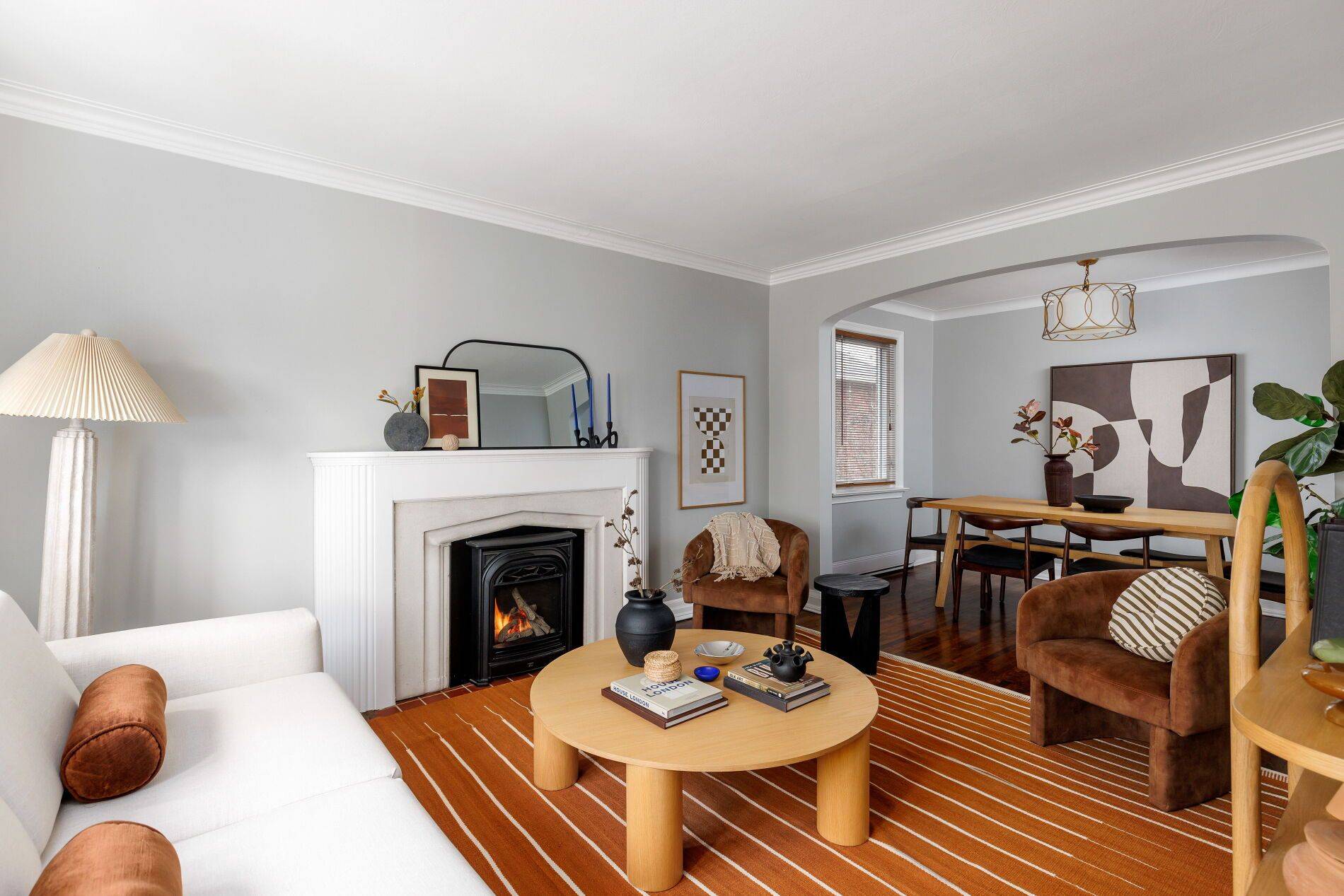 Toronto W03, ON M6N 4H4,6 Glamis AVE