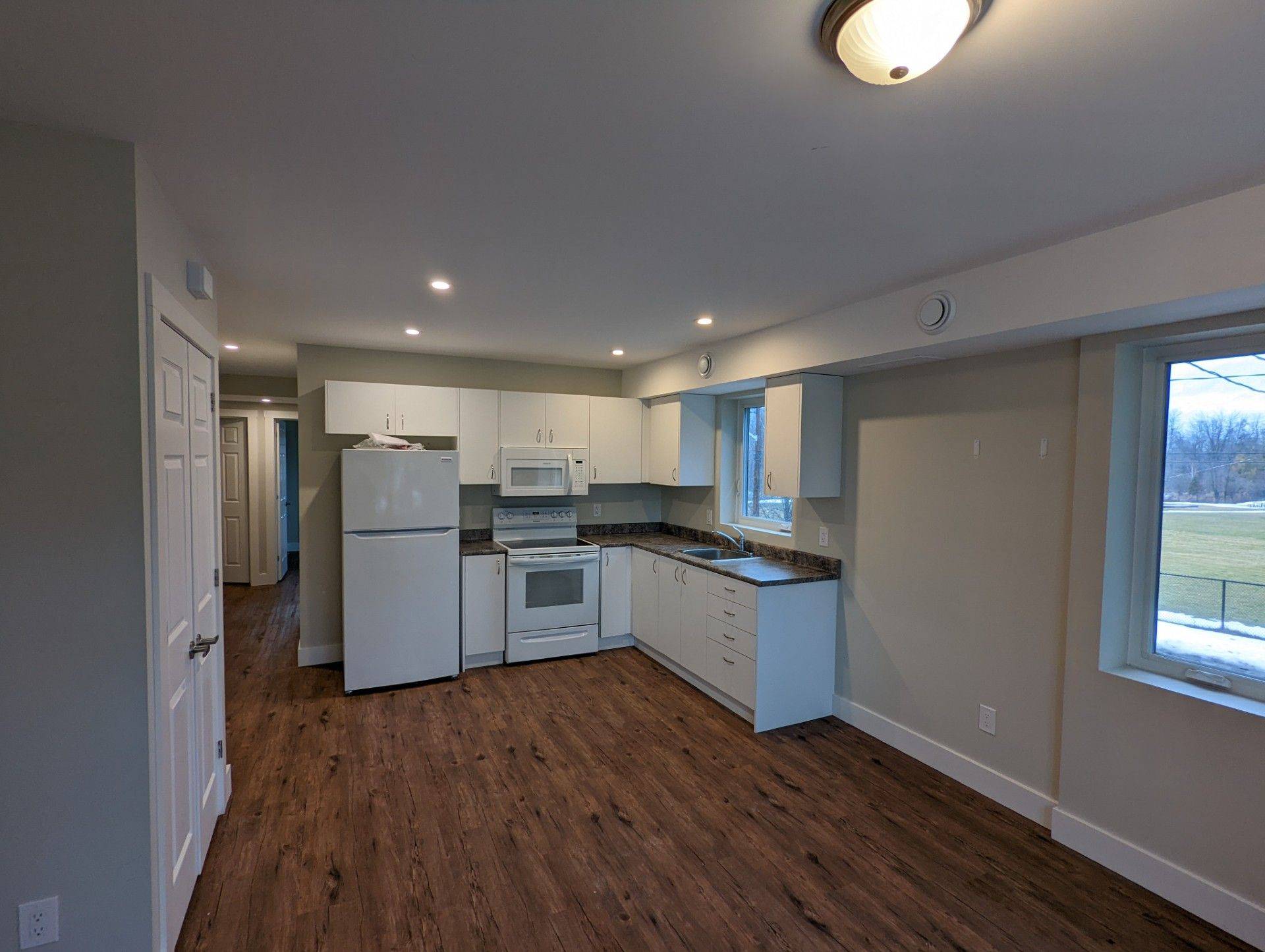 Perth, ON K7H 3H7,100 WELLAND ST