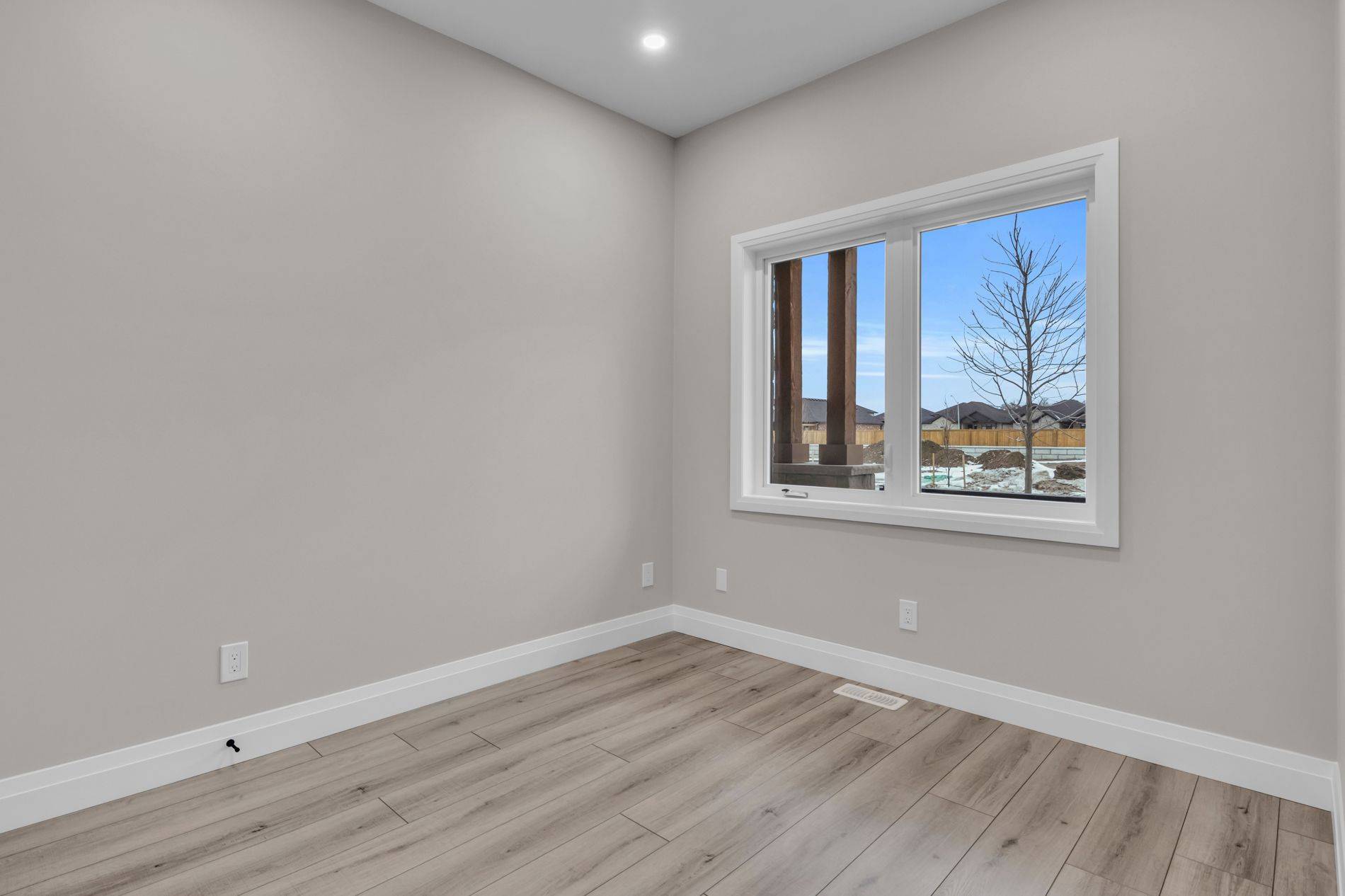 Woolwich, ON N3B 0G3,29 Weymouth ST #26