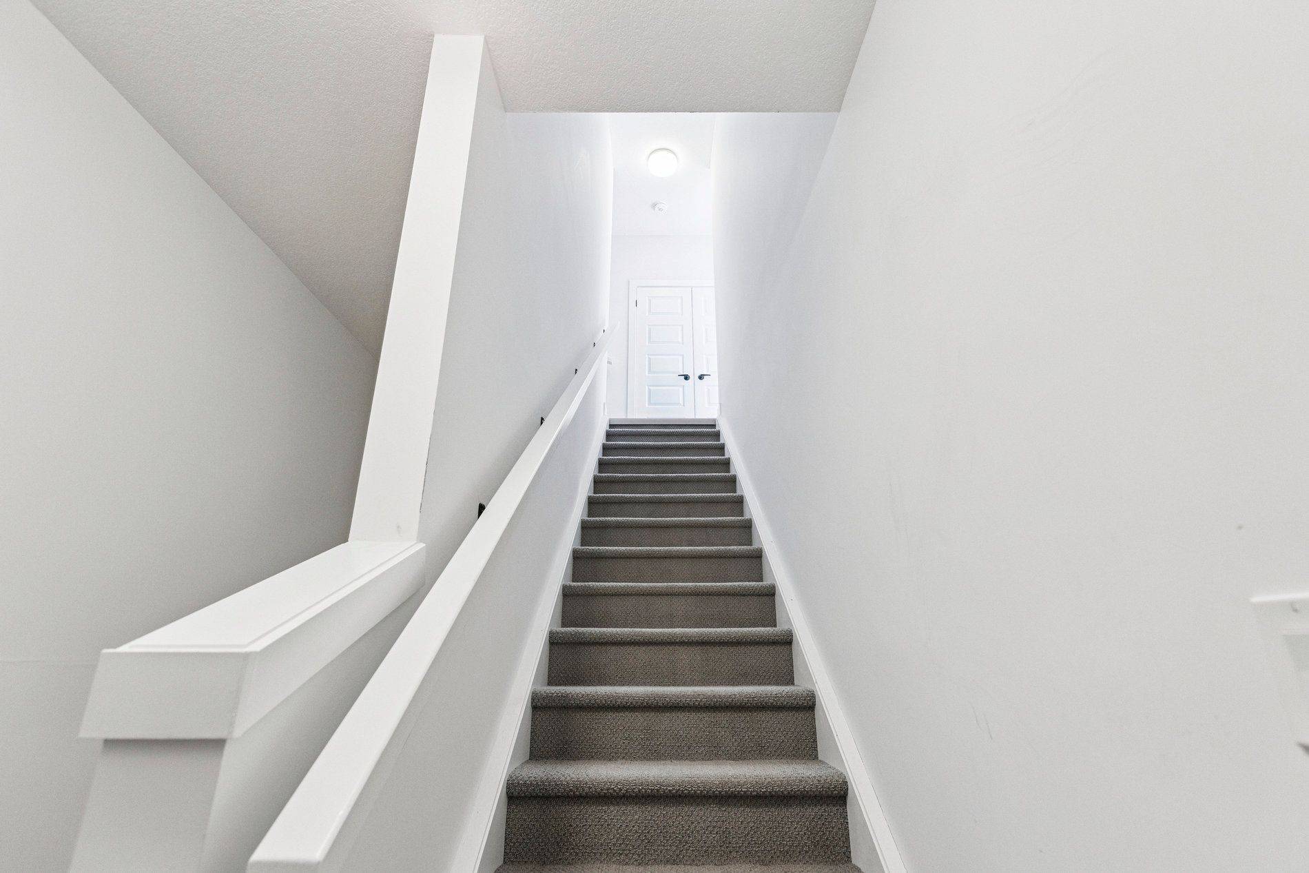 Waterloo, ON N2J 0G1,99 Roger ST #62