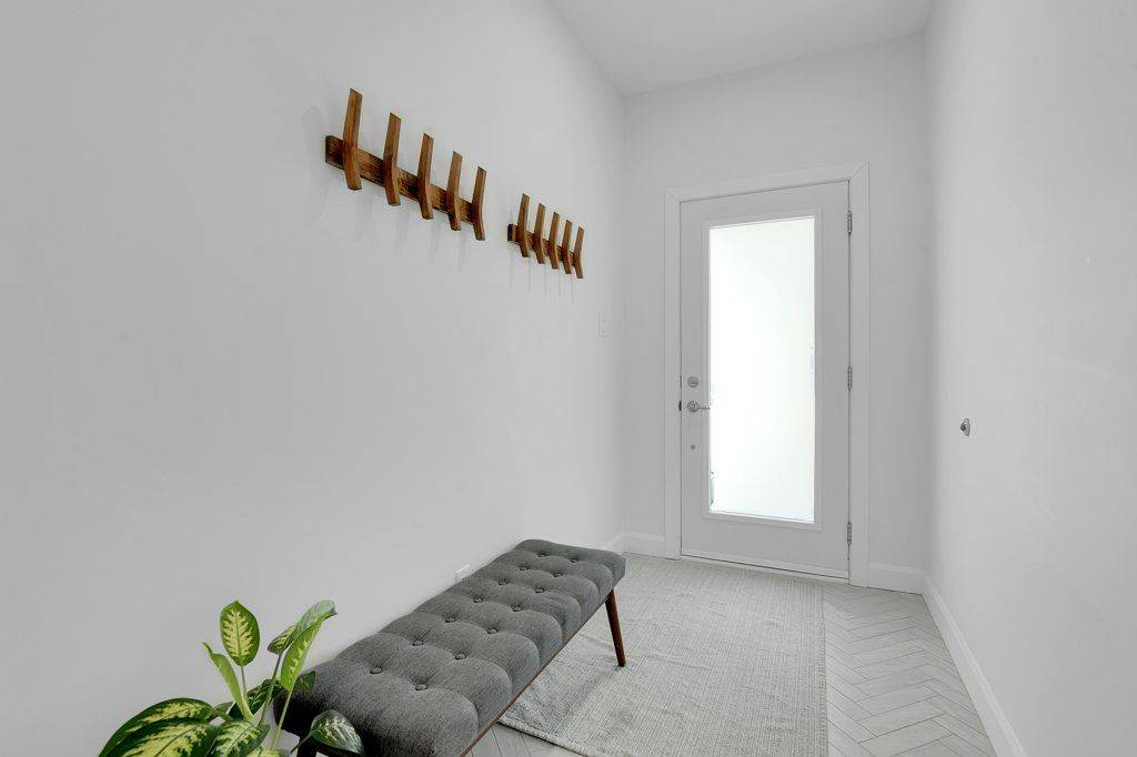 Champlain, ON K0B 1R0,92 Home AVE