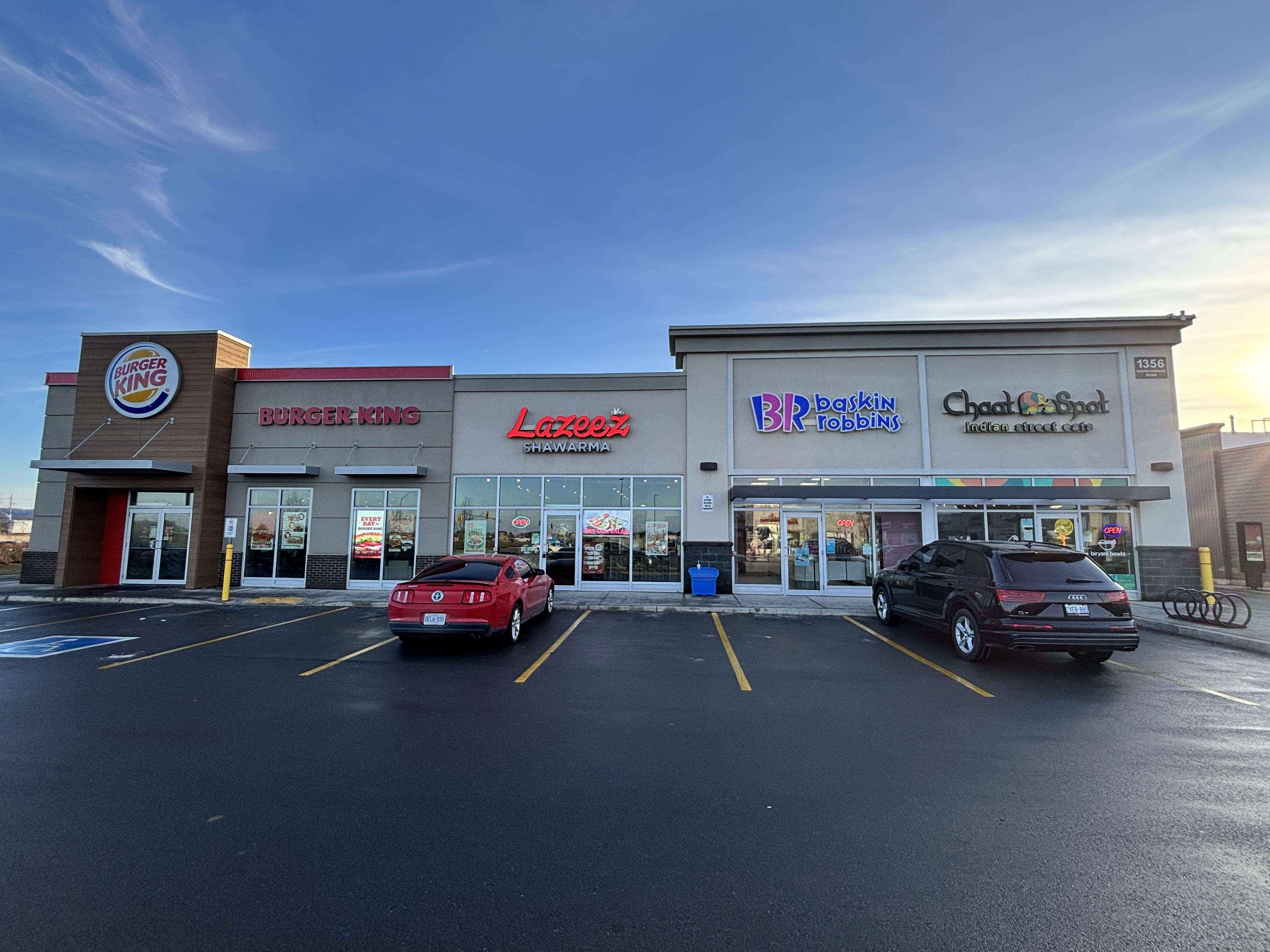 Hamilton, ON L8E 5C5,1356 South Service RD S #Unit #4