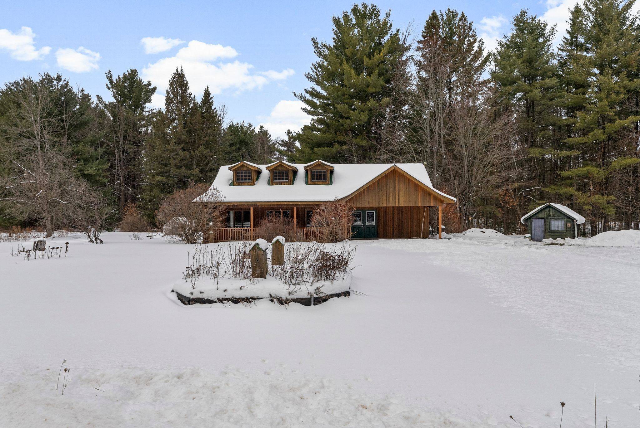 Mcnab/braeside, ON K7S 3G8,400 Calabogie RD