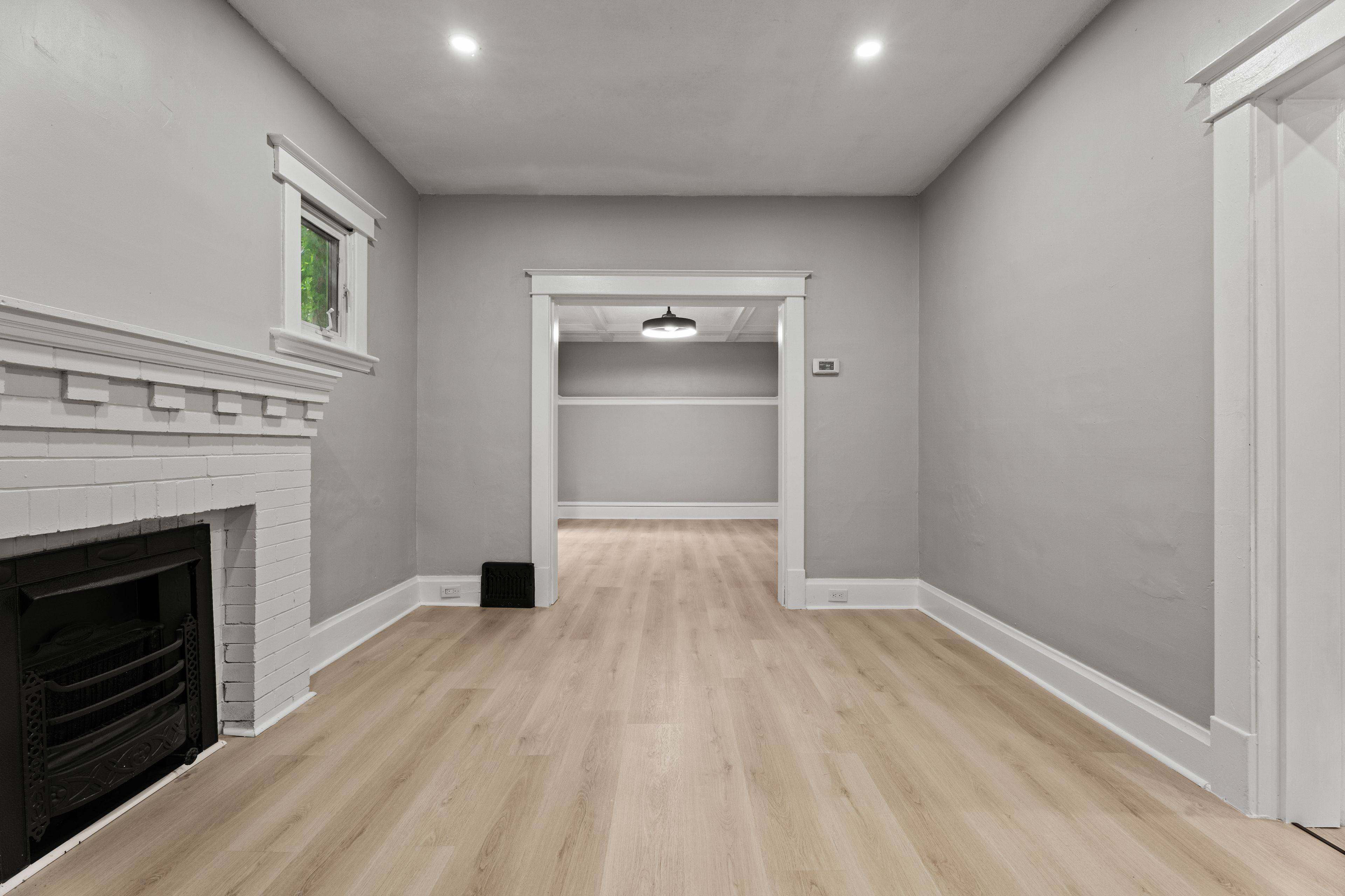 Hamilton, ON L8M 3C9,88 Gage AVE S