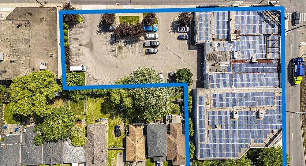 Hamilton, ON L8H 4T1,1325 Barton ST E