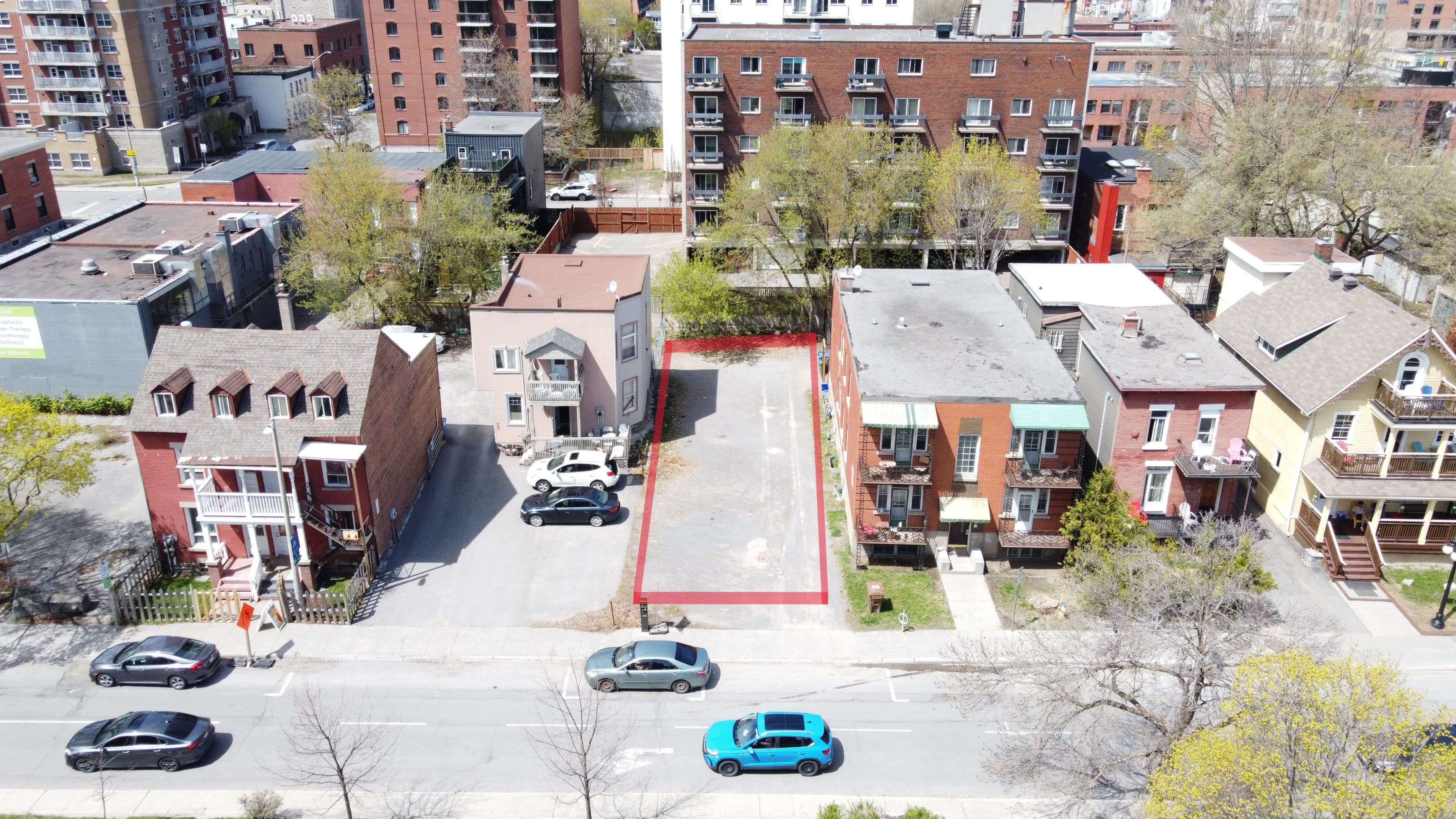 Lower Town - Sandy Hill, ON K1N 5T7,185 York ST