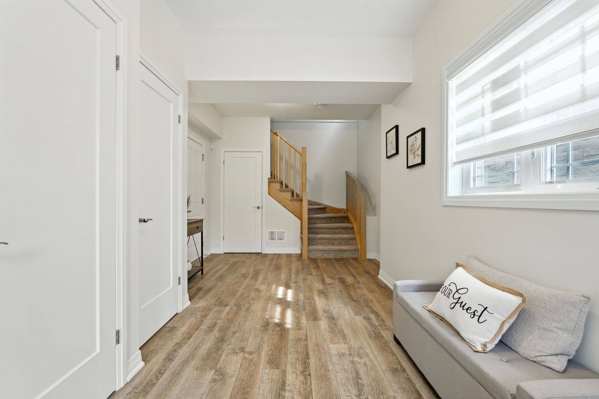 Hamilton, ON L0R 1P0,9 Laguna Village CRES