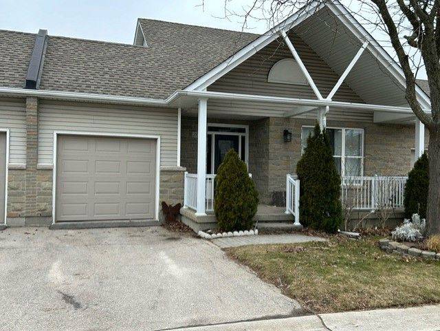 Hamilton, ON L9K 1L7,20 Kitty Murray LN #20