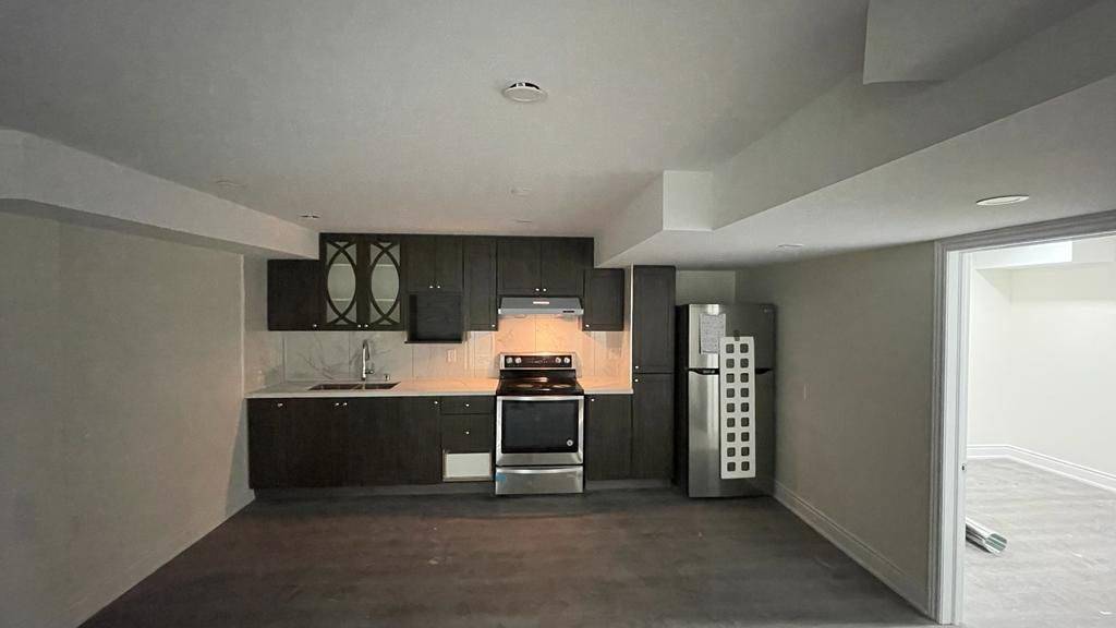 Niagara Falls, ON L2G 0H6,6730 Sam Iorfida DR