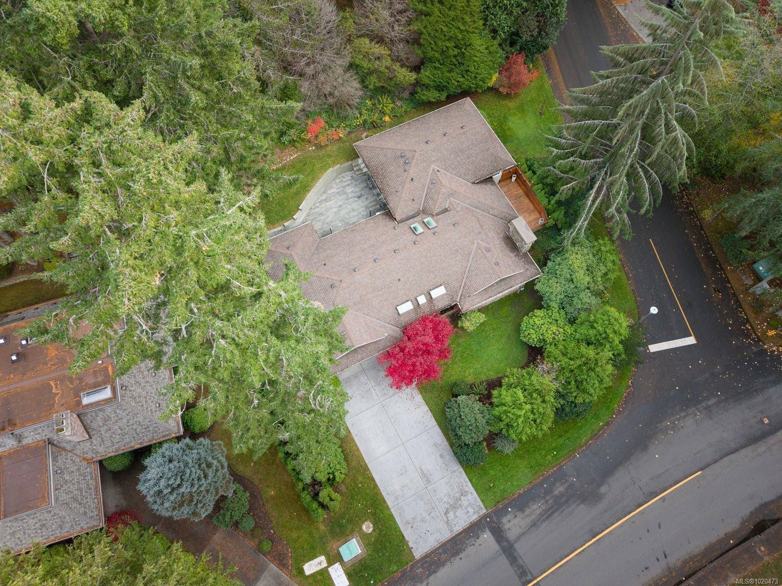 Saanich, BC V8X 2N5,4465 Emily Carr Dr