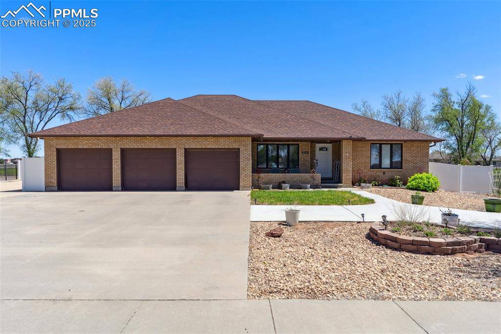 Pueblo West, CO 81007,408 S Birdie DR