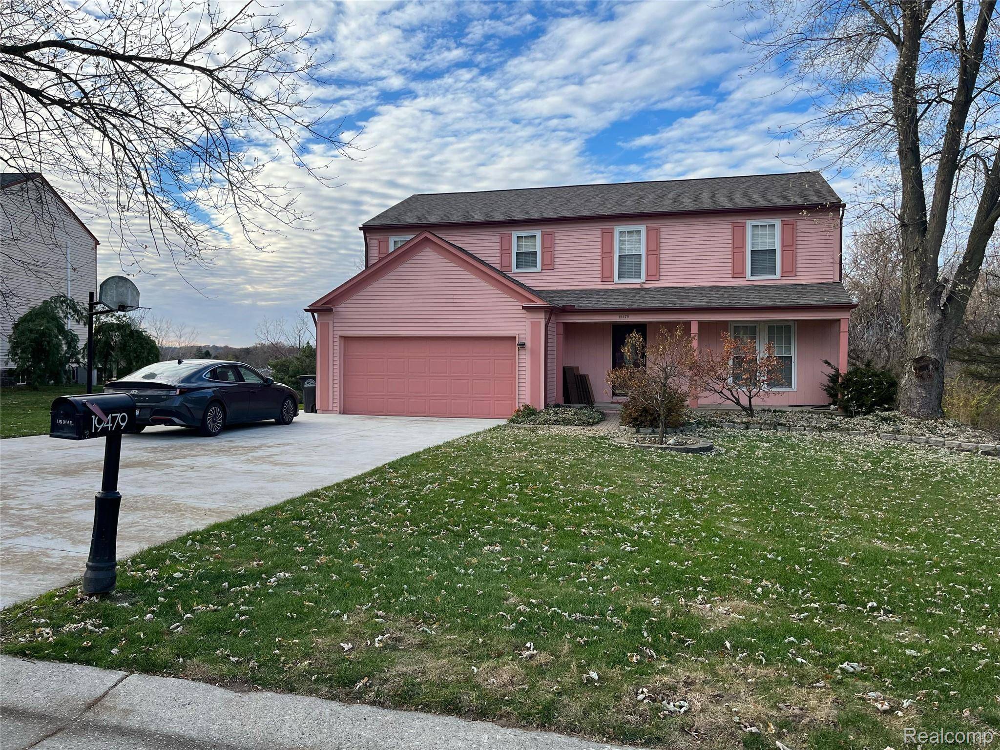 Northville, MI 48167,19479 SCENIC HARBOUR DR