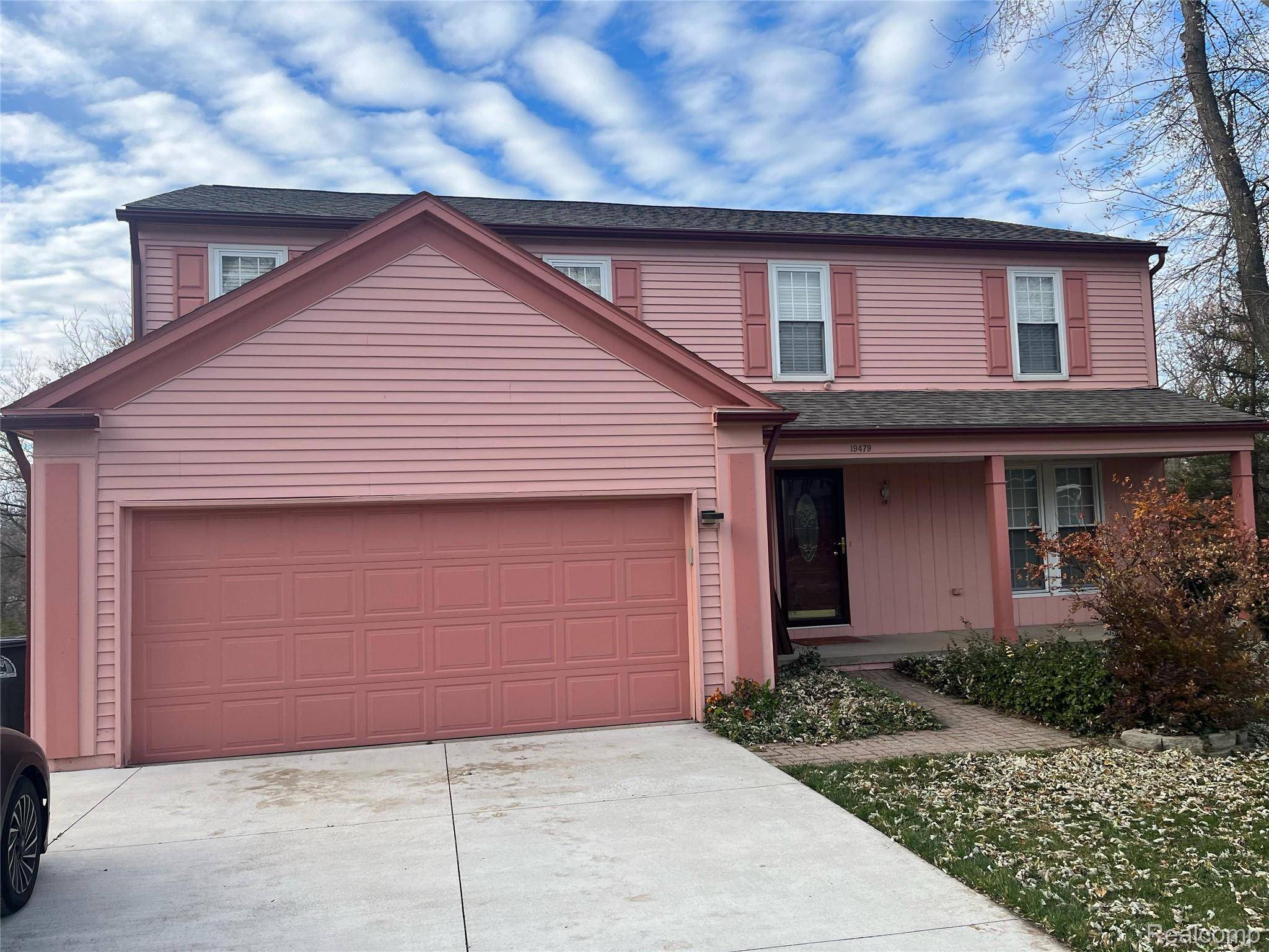 Northville, MI 48167,19479 SCENIC HARBOUR DR