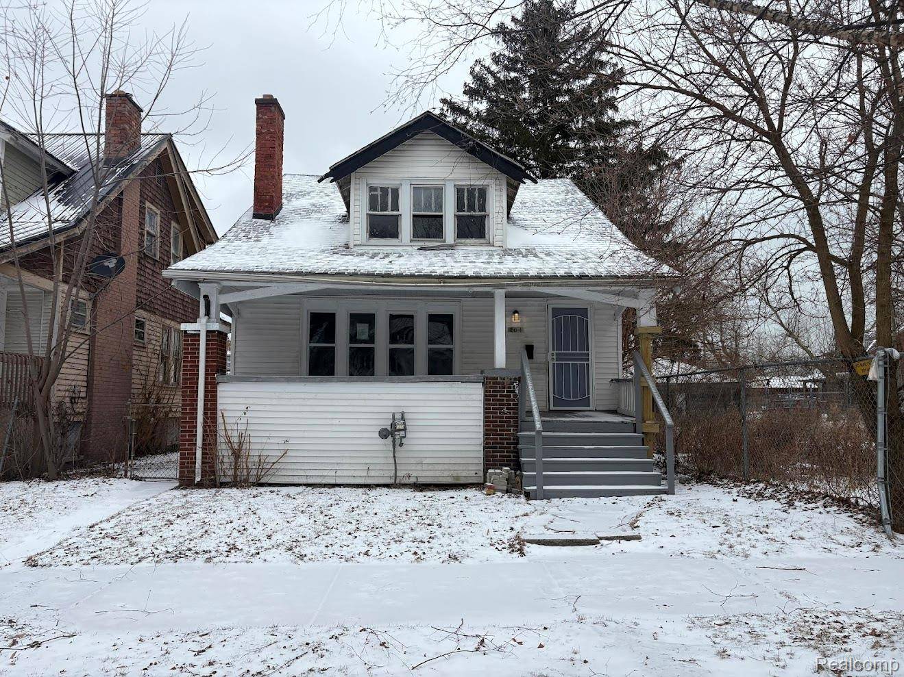 Detroit, MI 48215,204 Philip ST