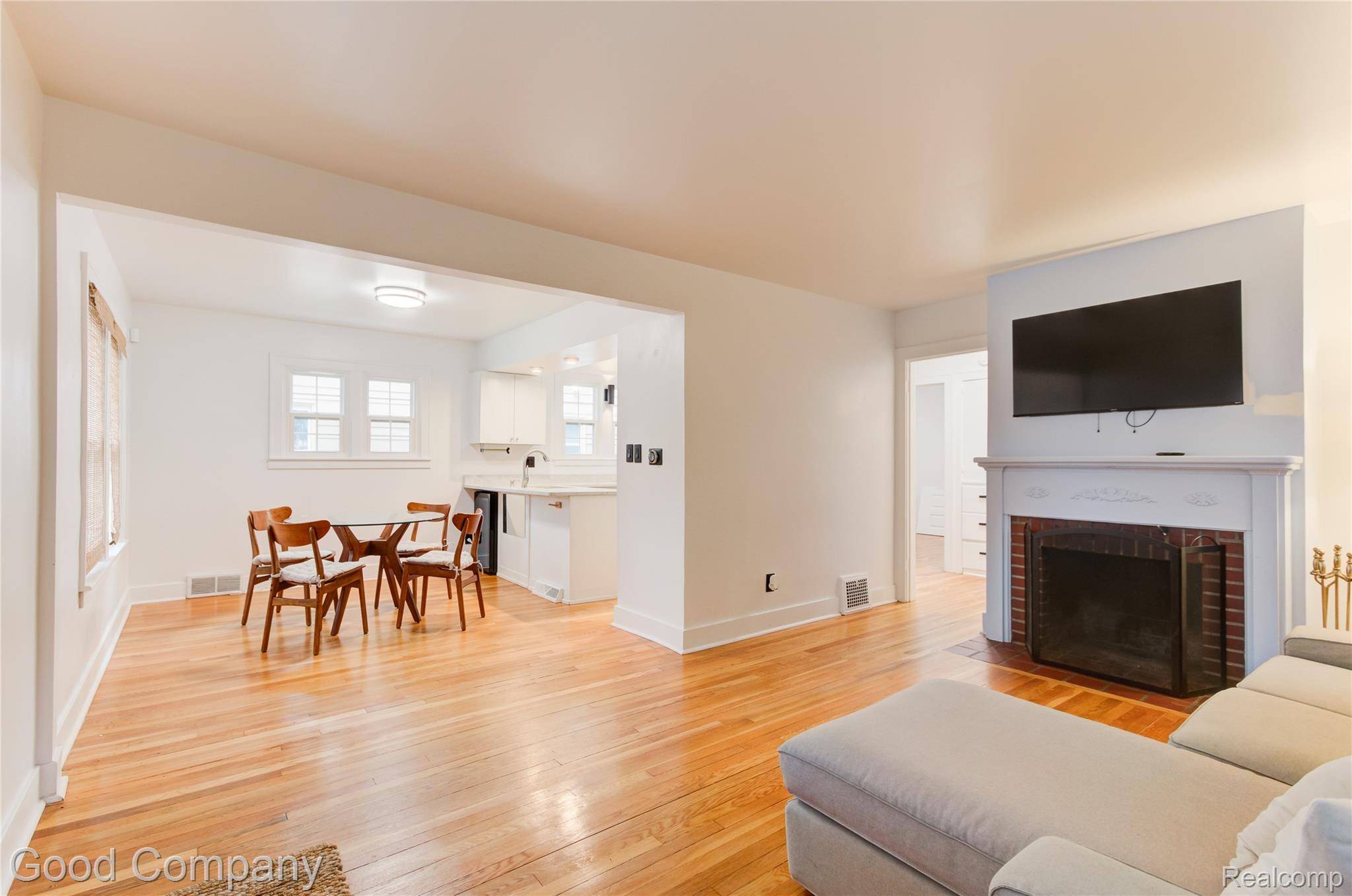 Royal Oak, MI 48067,1109 E 5TH ST