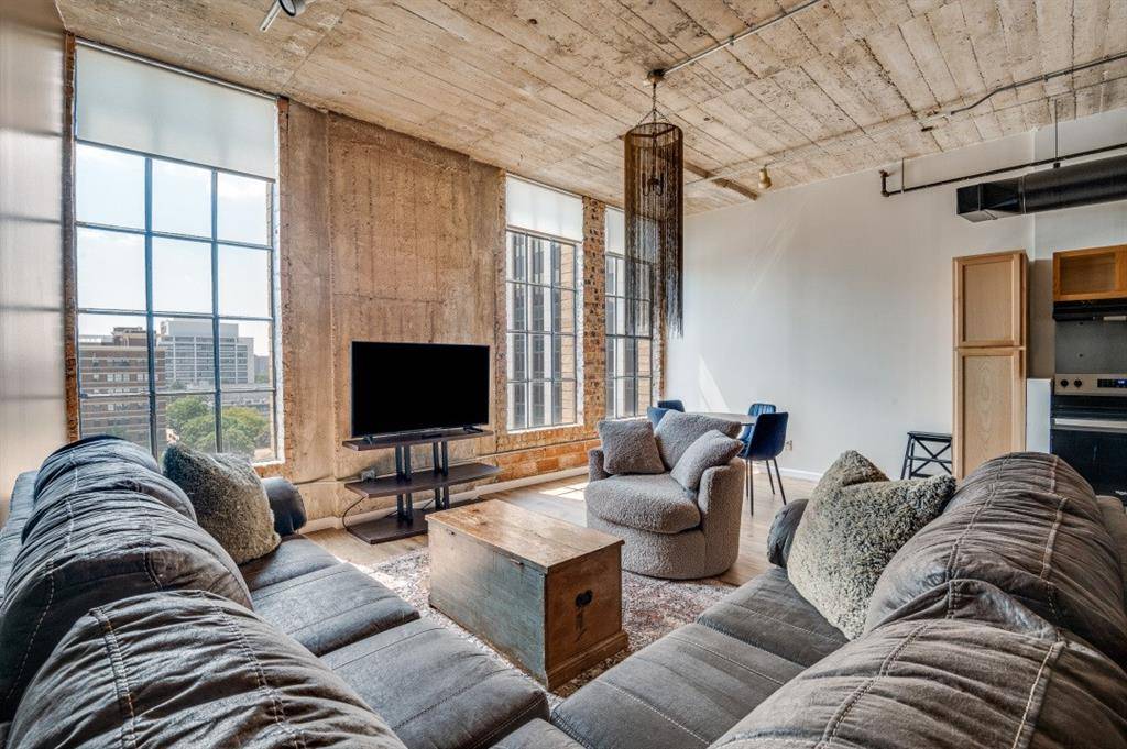 Dallas, TX 75202,1122 Jackson Street #711