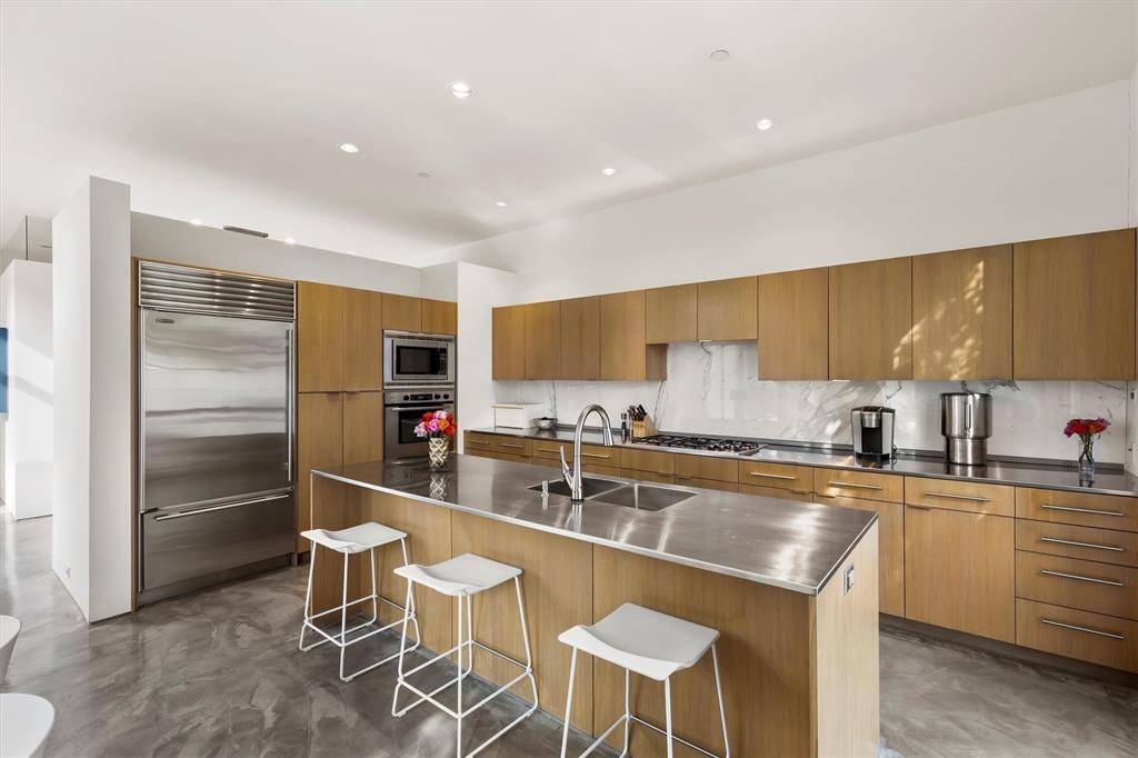 Dallas, TX 75219,3740 Holland Avenue #3B & 3C