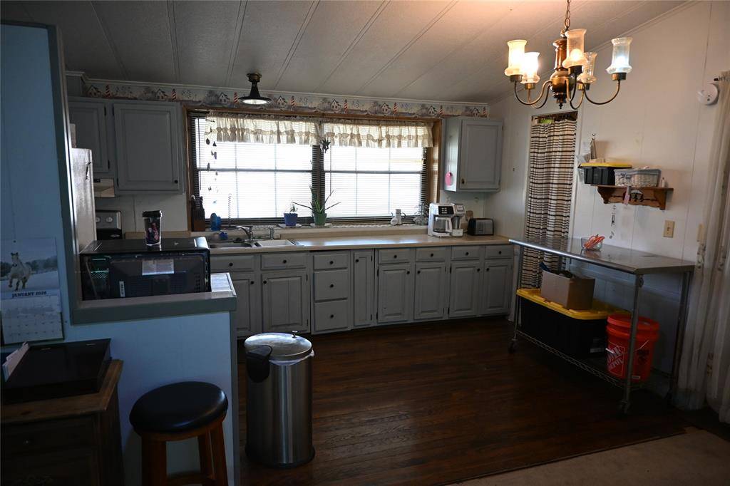 Arlington, TX 76002,704 Spring Miller Court