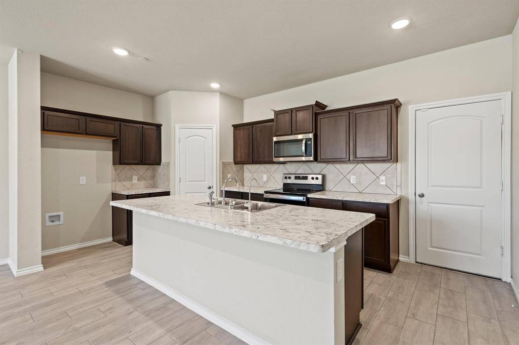 Mesquite, TX 75150,2848 Baneberry Lane