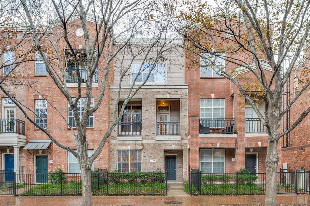 Addison, TX 75001,15738 Quorum Drive #9