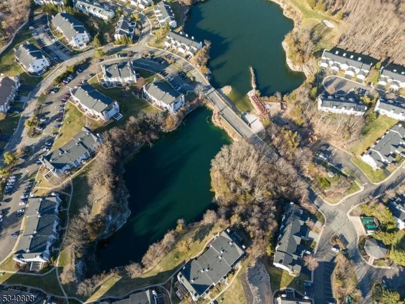 Hamburg Boro, NJ 07419,100 Heritage Ln