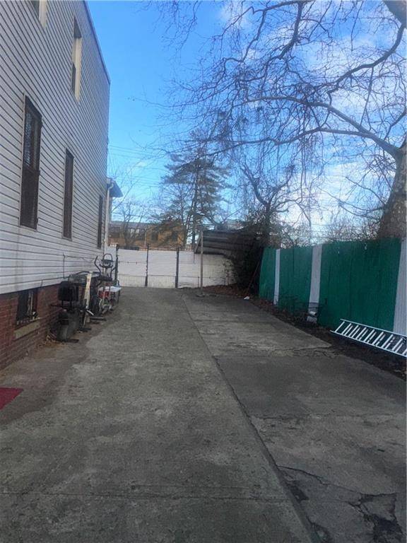 Brooklyn, NY 11208,756 Linwood ST