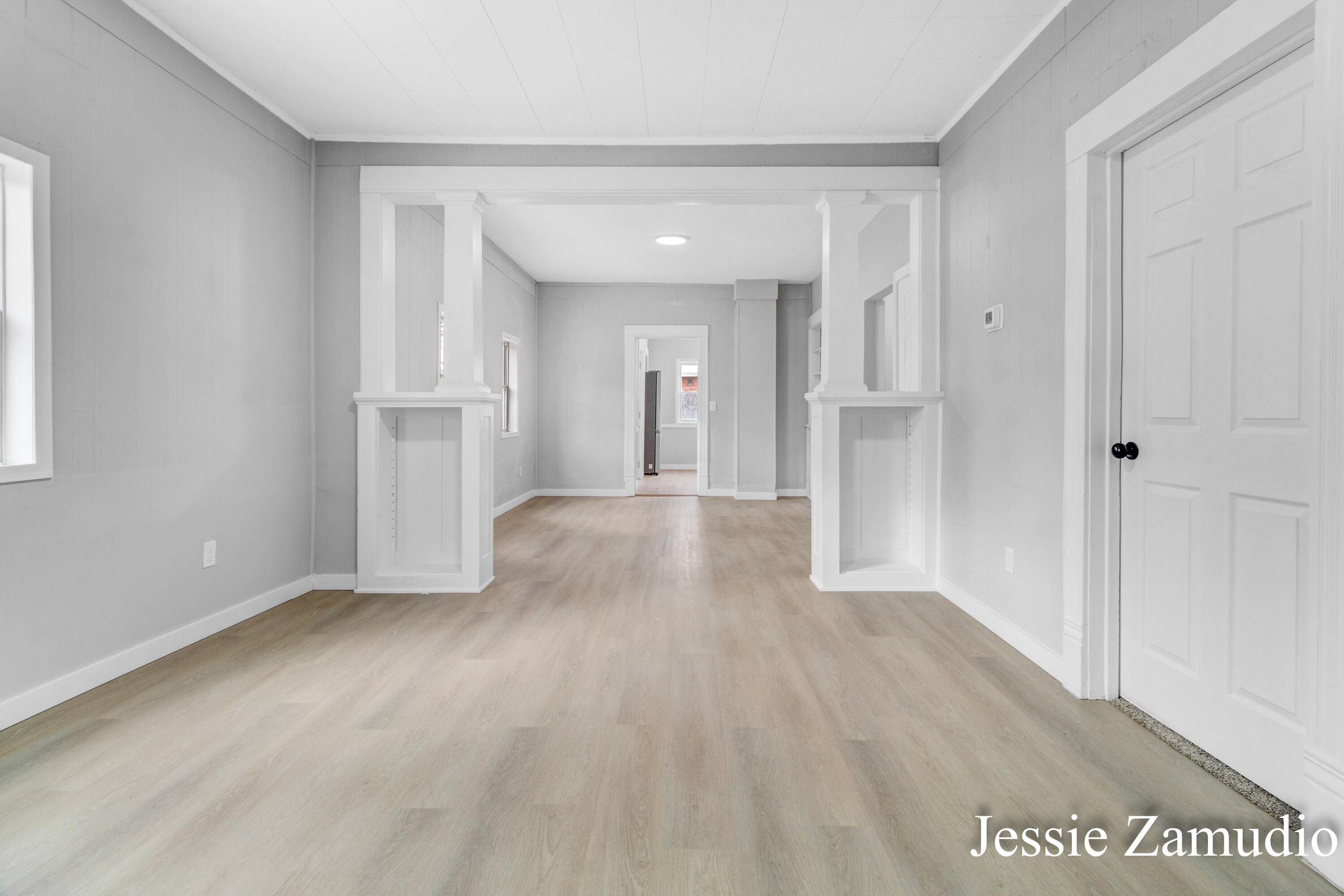 Grand Rapids, MI 49504,1001 Lincoln AVE NW