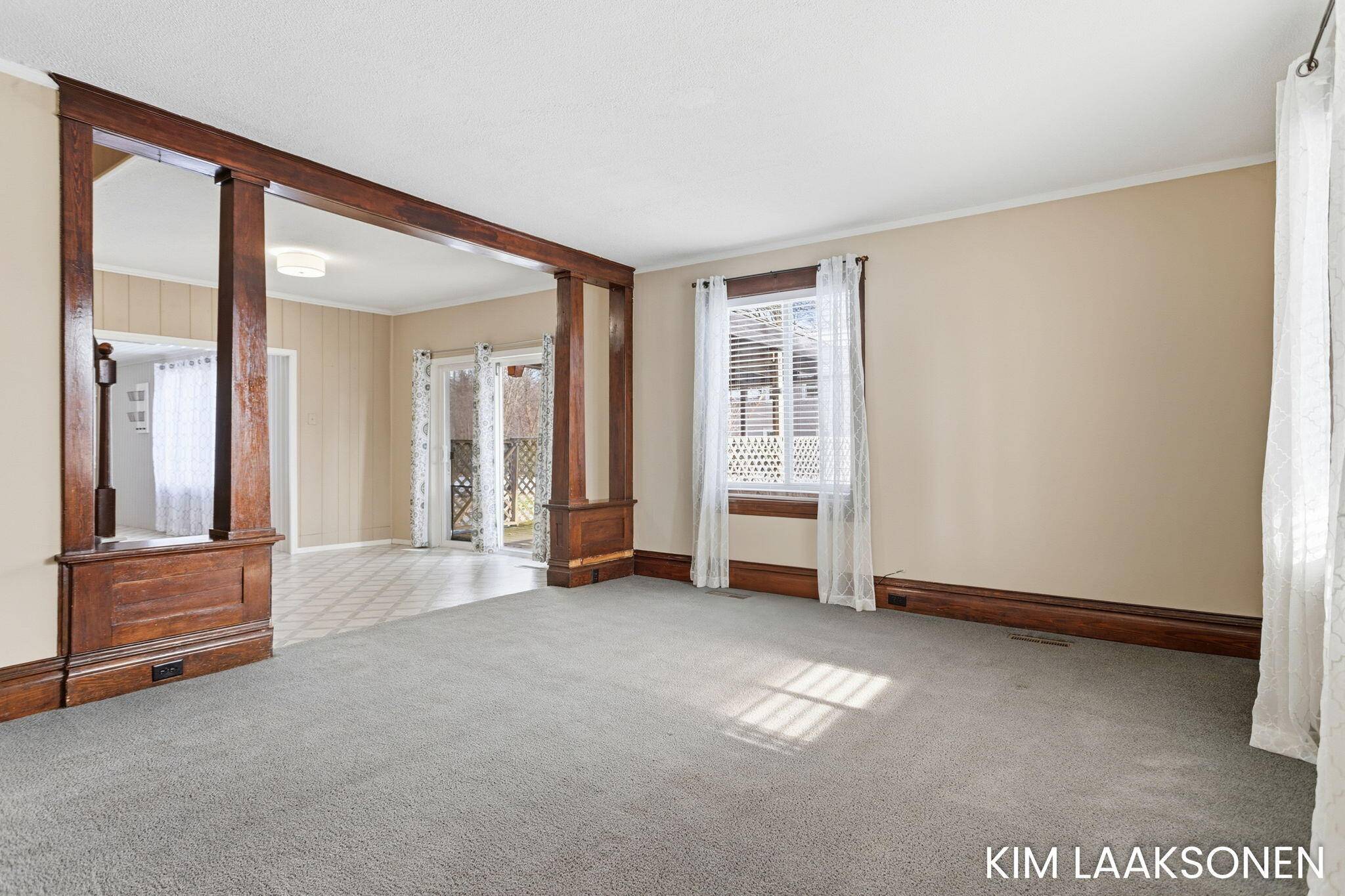 Holland, MI 49423,897 W 32nd ST