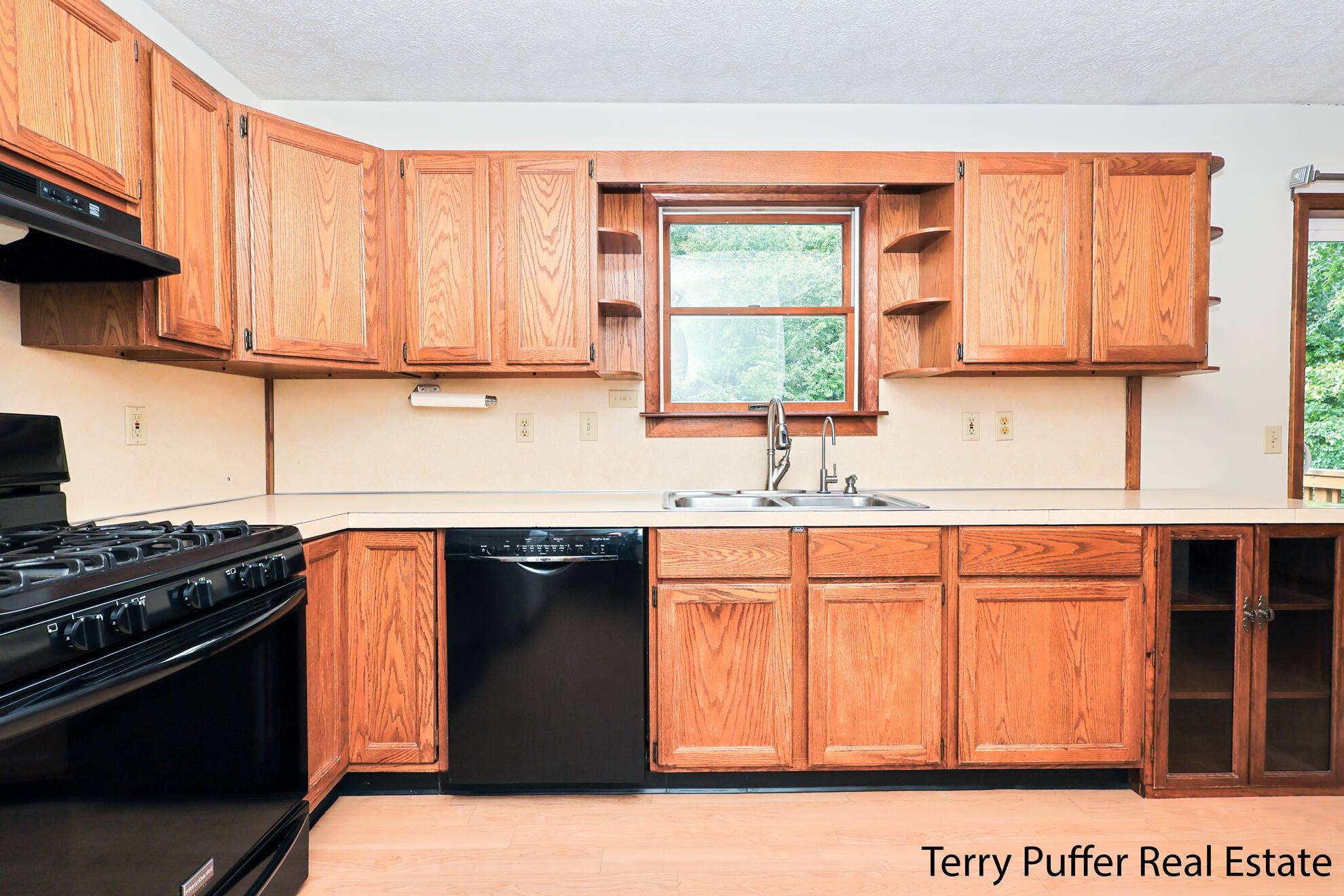 Shelby, MI 49455,291 Sessions RD