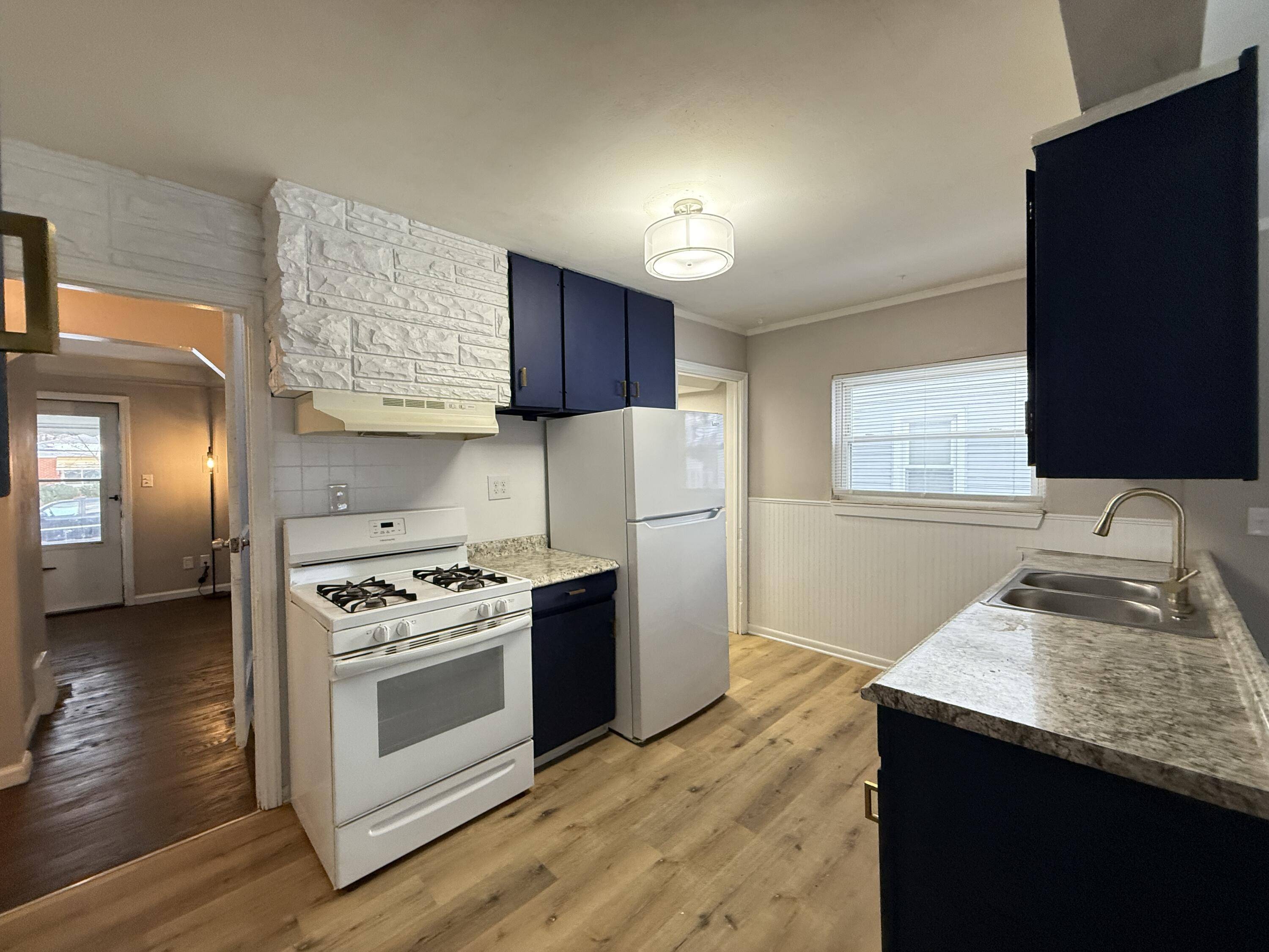 Detroit, MI 48239,7243 Dacosta