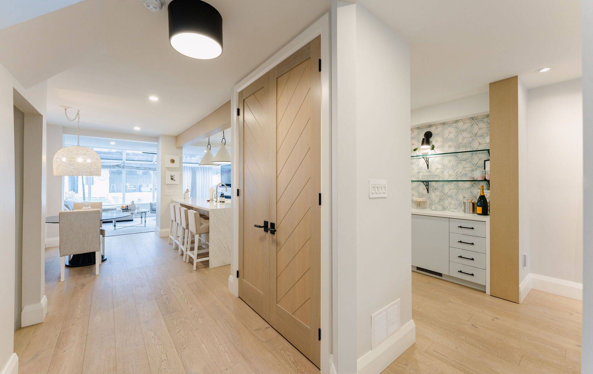 Toronto C04, ON M5N 2M4,25 Gilgorm RD