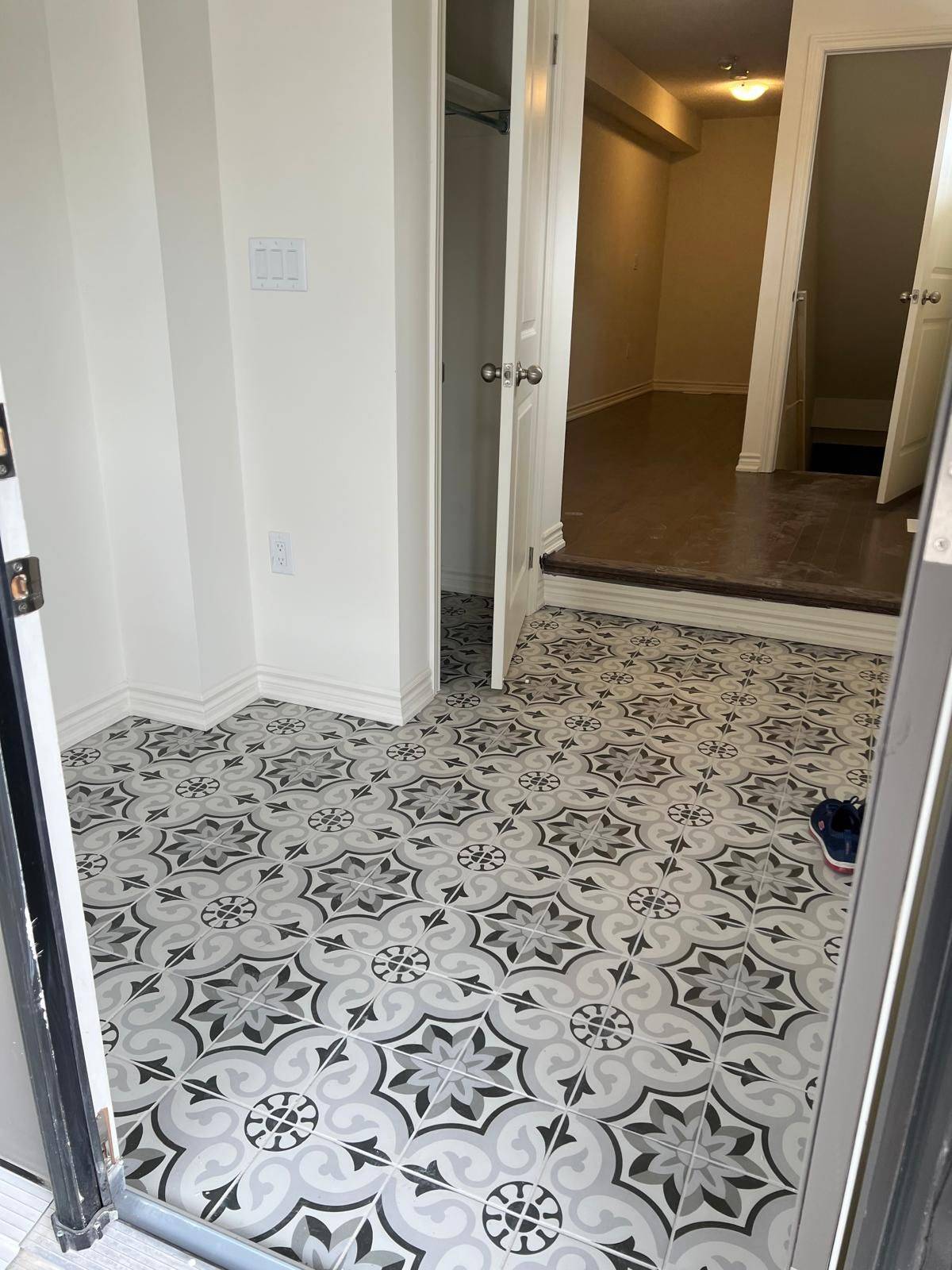 Ajax, ON L1S 0H3,1 Broylio LN